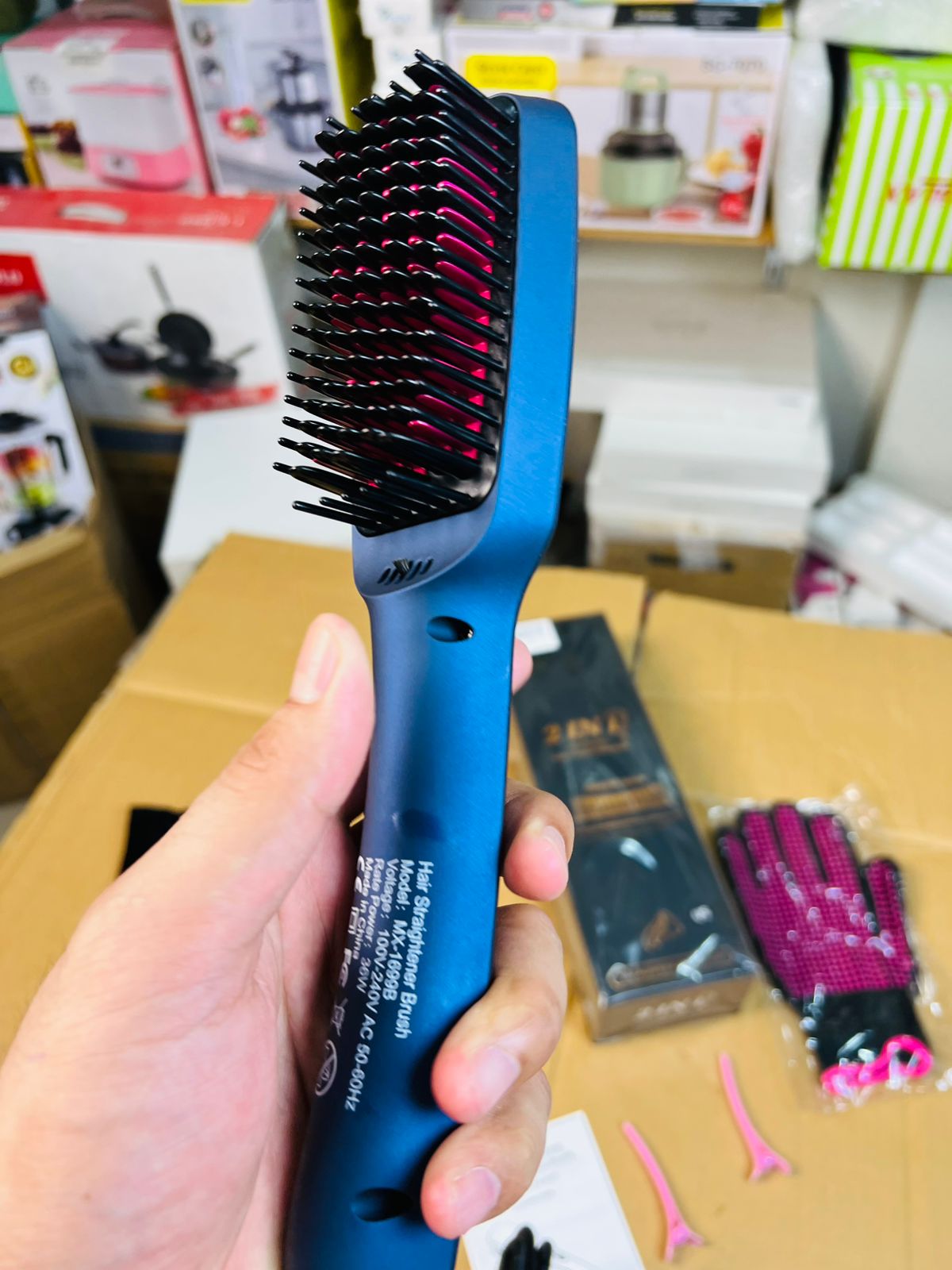 GlossyGlow 2-in-1 Ionic Hair Brush – Straighten & Style Instantly!