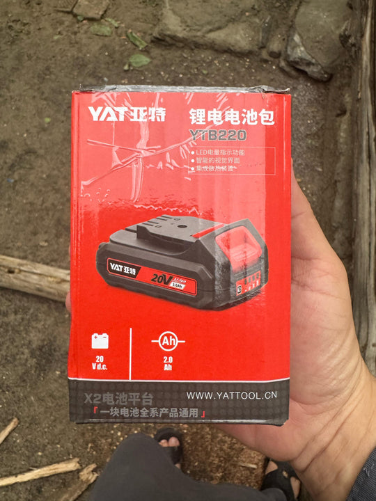 YAT Commercial Rechargeable chainsaw