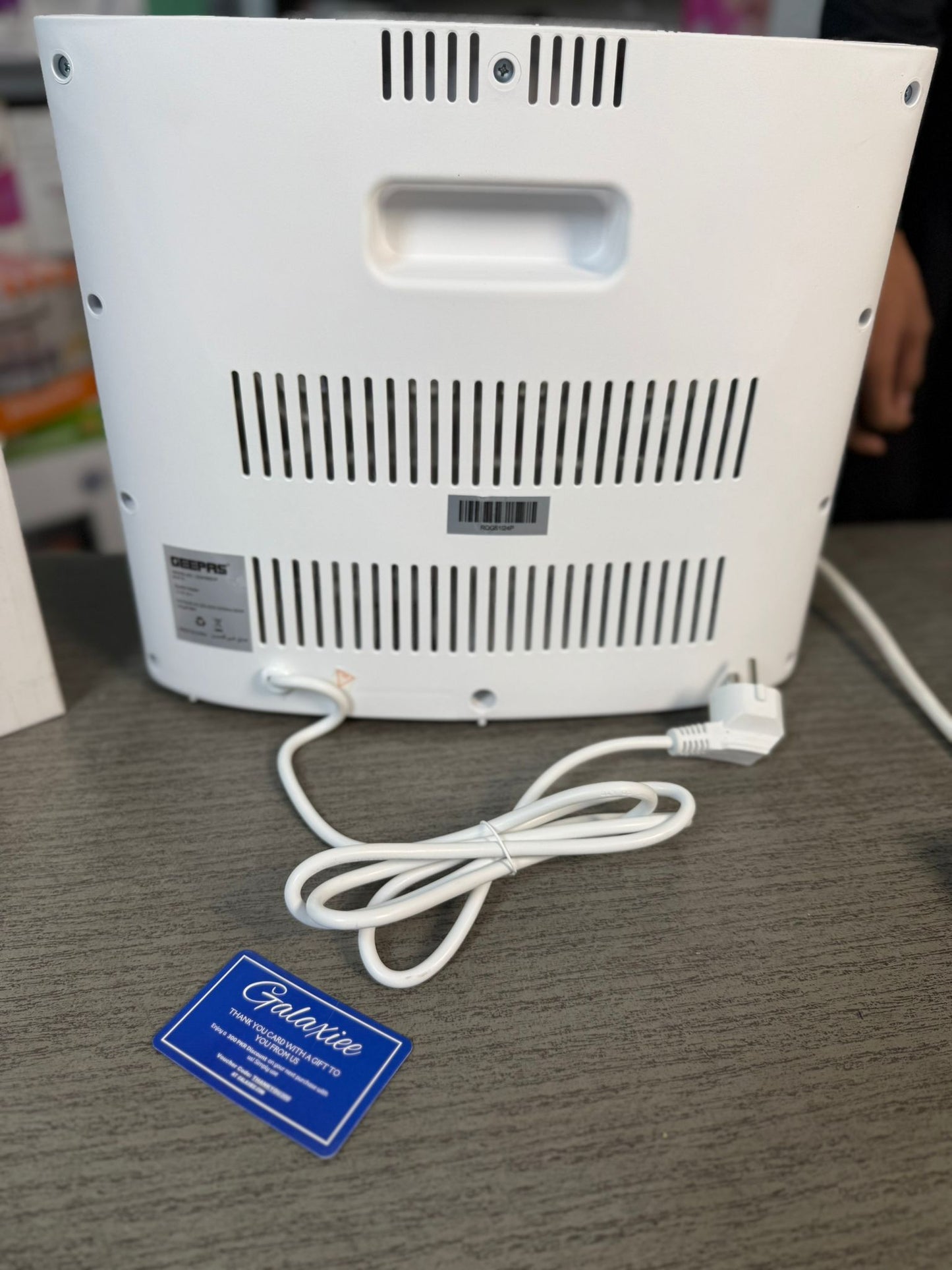 Geepas Quartz Heater GQH9551P – 400/800W Instant Room Heater