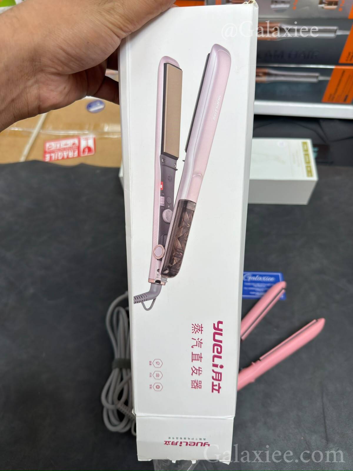 YUELI Pink Hair Straightener 55W with Temperature Control – Galaxiee