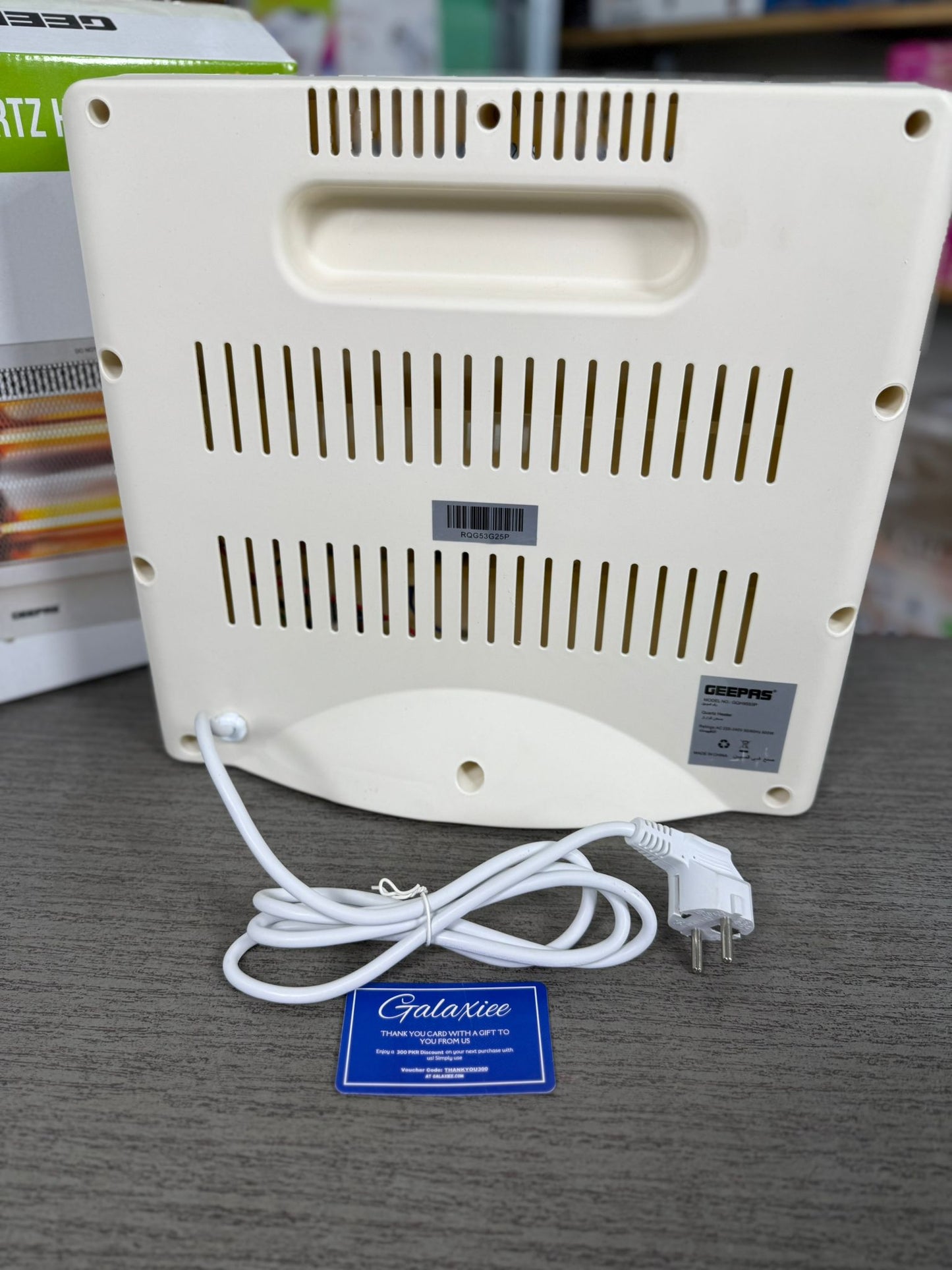 Geepas Quartz Heater GQH9553P – 400/800W Instant Room Heating with Tip-Over Safety