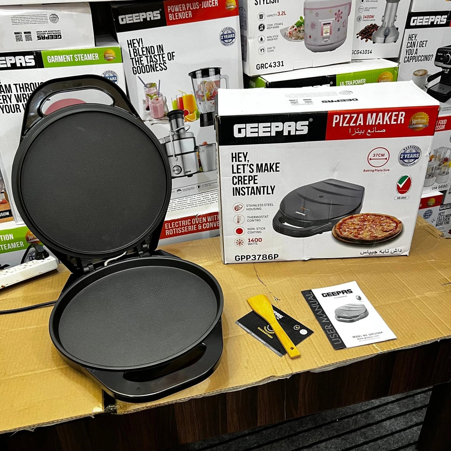 Geepas 37Cm Pizza Maker GPP3786P - Galaxiee.com