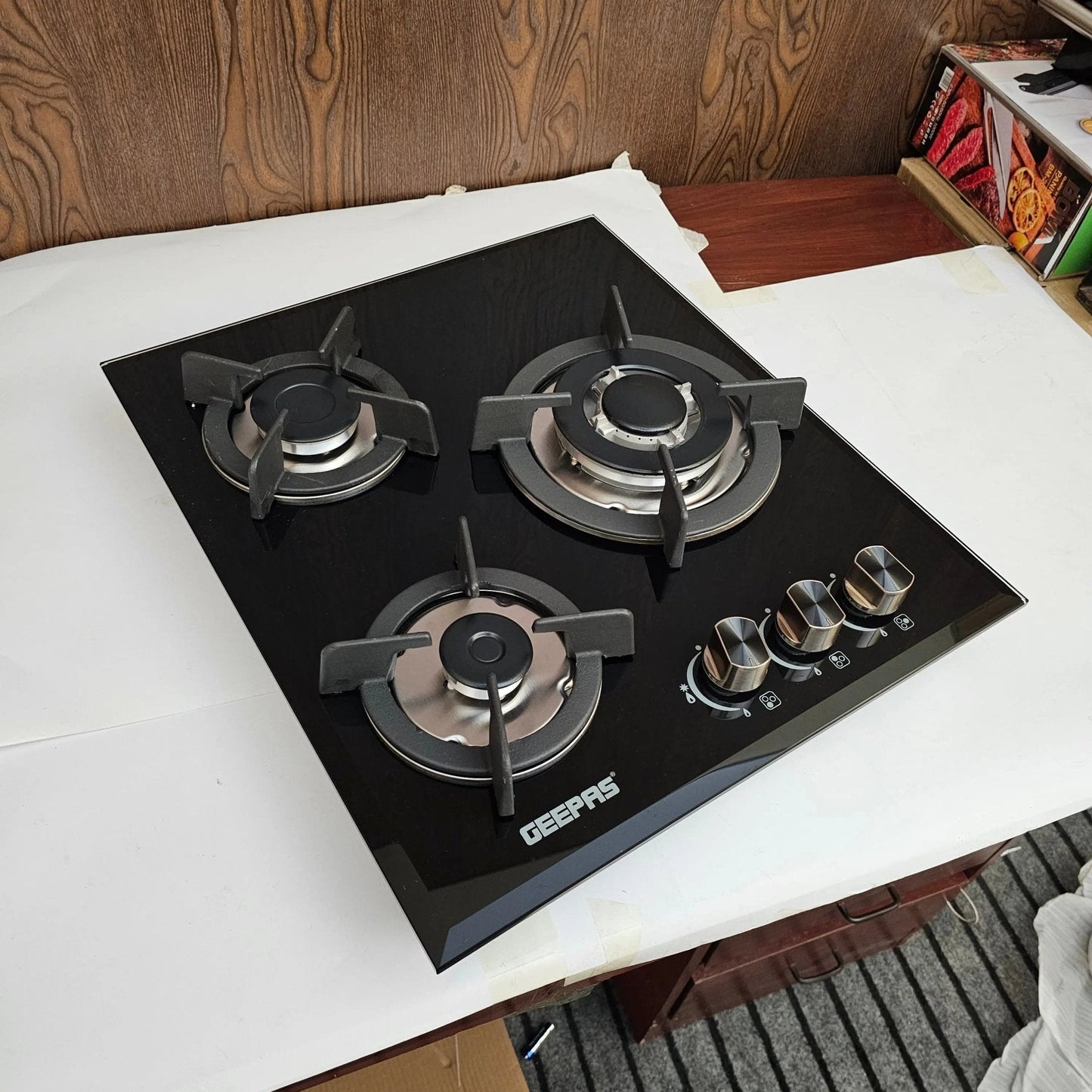 Geepas Gas Stove GK6880 - Galaxiee.com