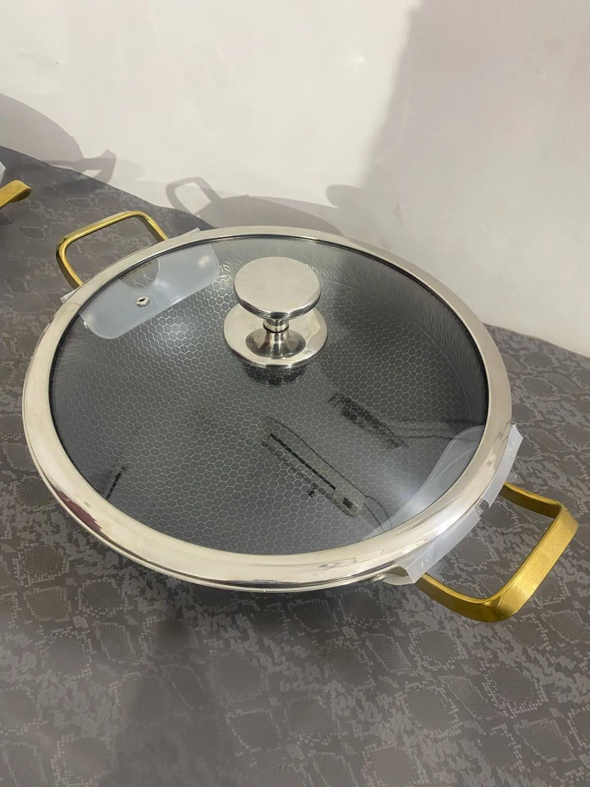 GERMANY LOT HONEYCOMB LESSER COATED DEEP FRYPAN - Galaxiee.com