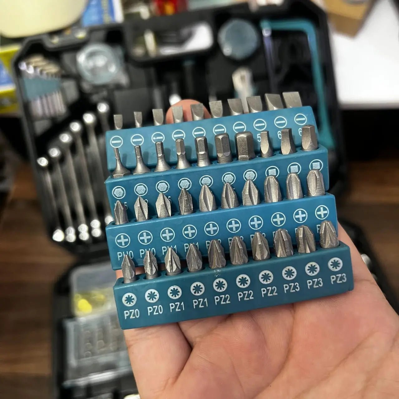 LOT IMPORTED 257 Pcs Tool Box Kit All in One - Galaxiee.com