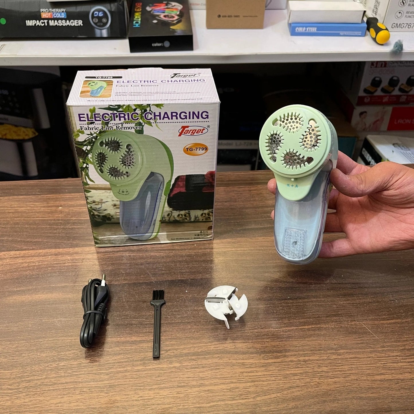 Lot Imported Fabric Lint Trimmer TG - 7799 - Galaxiee.com