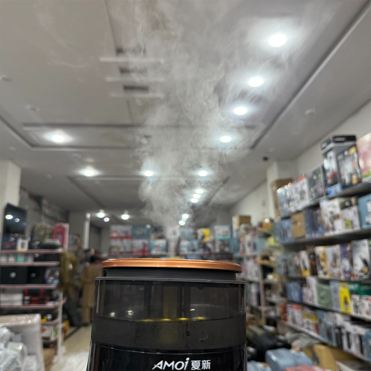 Amoi 3D Ceramic Heater with Humidifier – 1000/2000W, 3D Fire Display & Oscillating Comfort