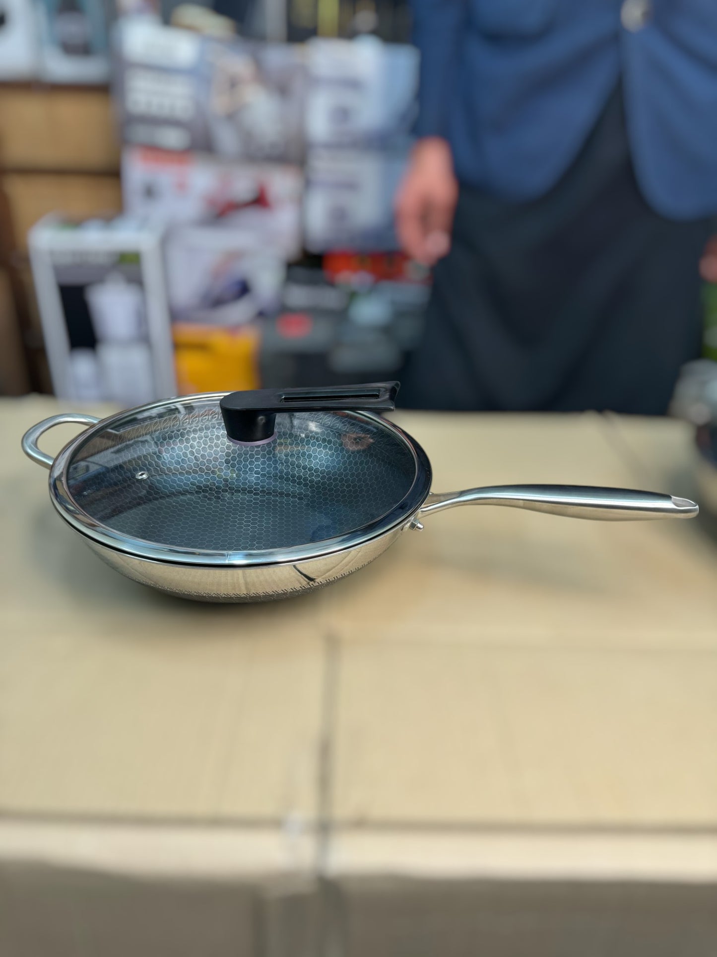 36cm honeycomb non-stick fry pan and handi - price in Pakistan | Galaxiee