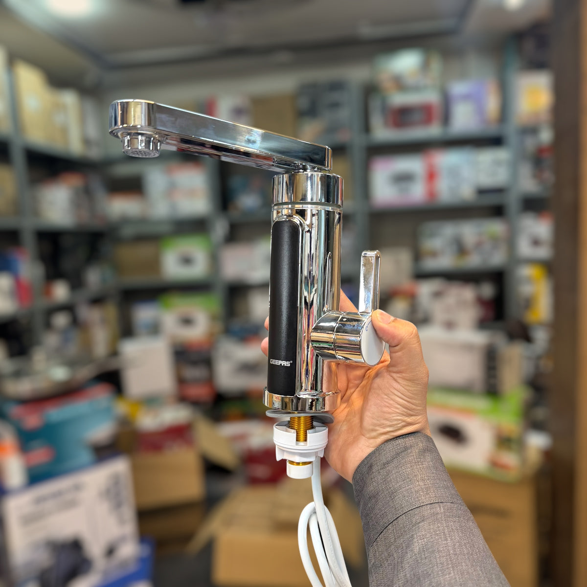 Geepas Instant Electric Water Heating Faucet – Model GWF61222P | Instant Hot Water Tap