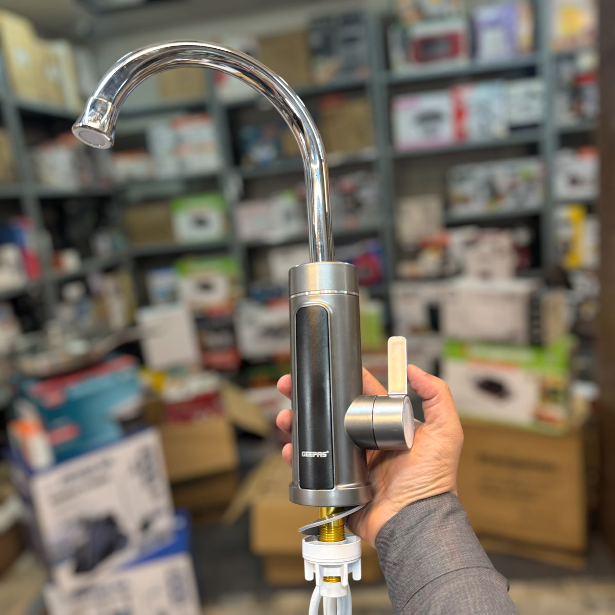 Geepas Instant Electric Water Heating Faucet – Model GWF61224P | Instant Hot Water Tap