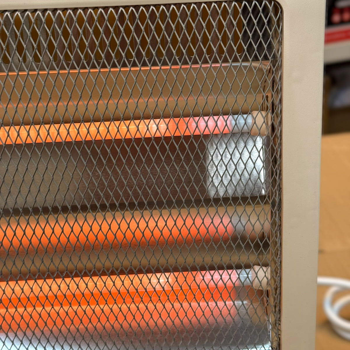 Geepas Quartz Heater GQH9553P Instant Warmth & Cozy Comfort