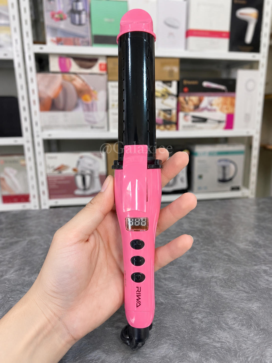 RIWA Pink 2-in-1 Hair Straightener & Curler with Digital Display – Galaxiee