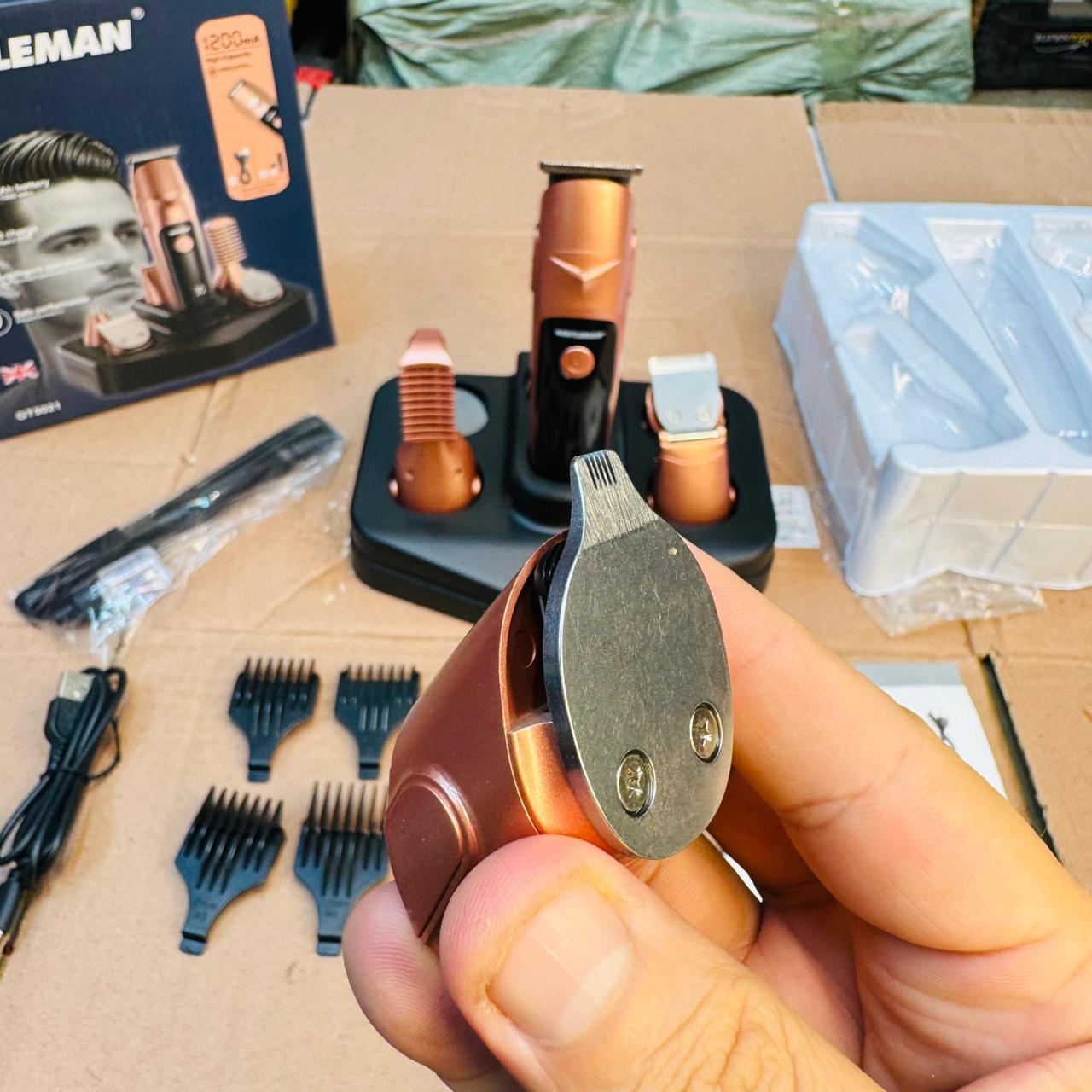 Professional Gentleman 10 in 1 Grooming Kit All in One Trimmer Set