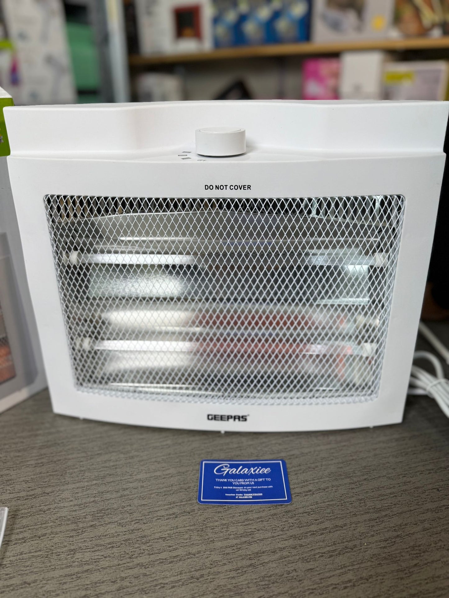 Geepas Quartz Heater GQH9551P – 400/800W Instant Room Heater