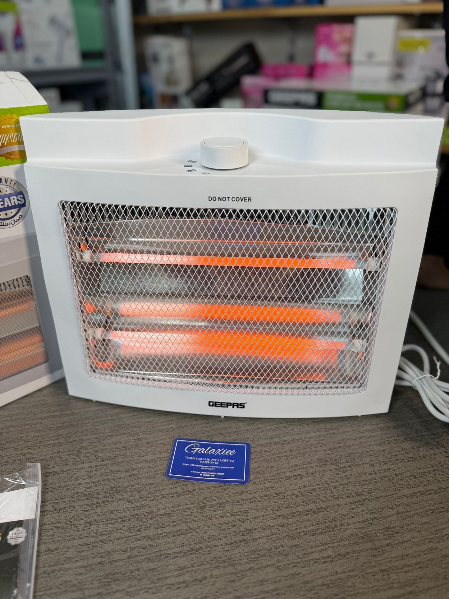 Geepas Quartz Heater GQH9551P – 400/800W Instant Room Heater