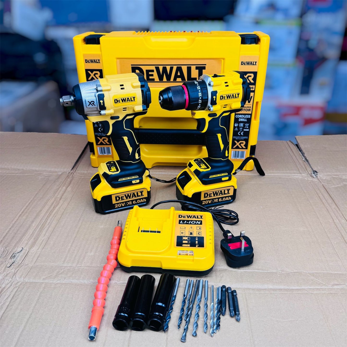 DeWalt 2-in-1 Drill & Impact Wrench Set (Czech Republic)