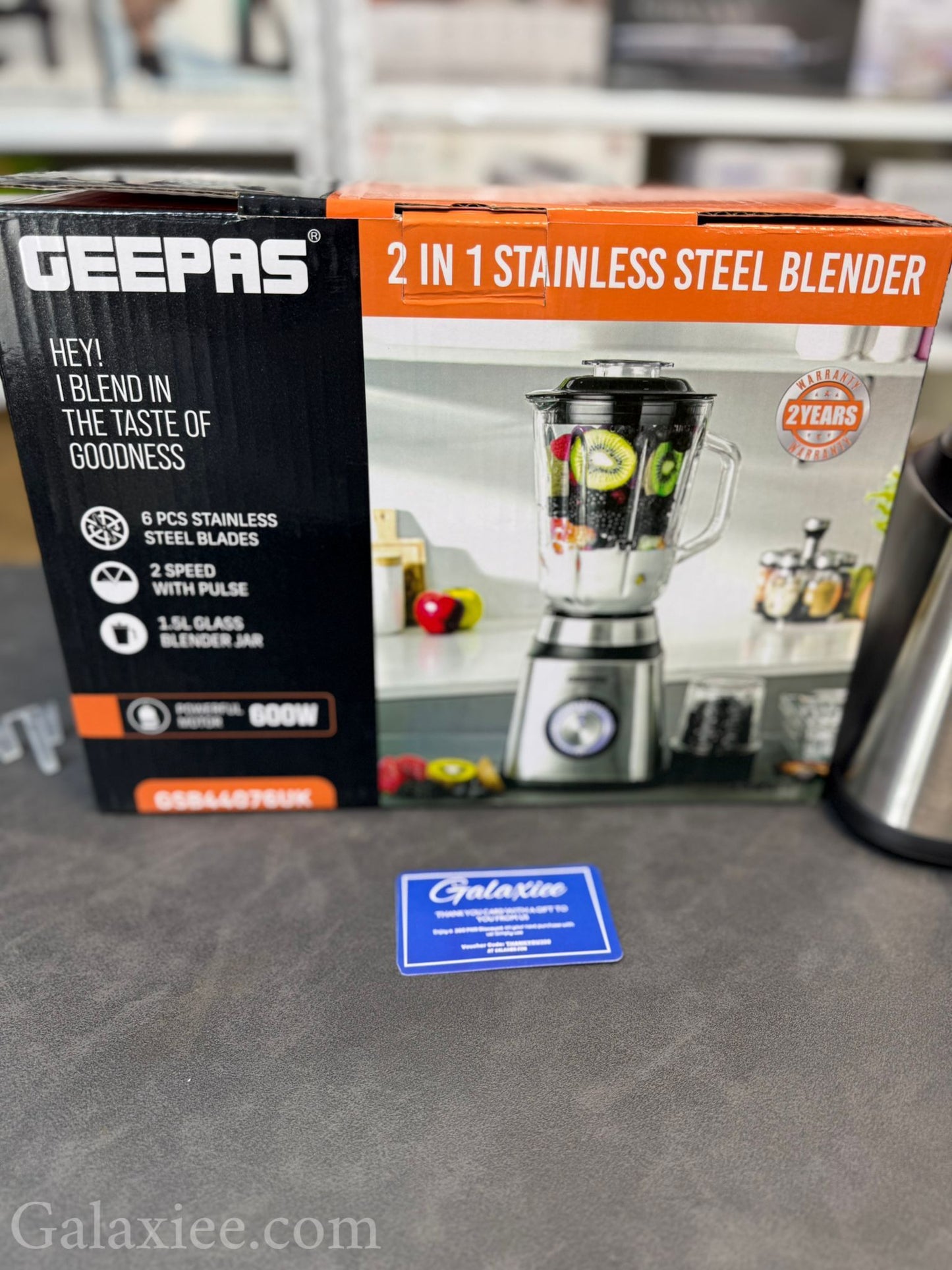 Geepas GSB44076UK 2-in-1 Blender & Grinder 600W Galaxiee