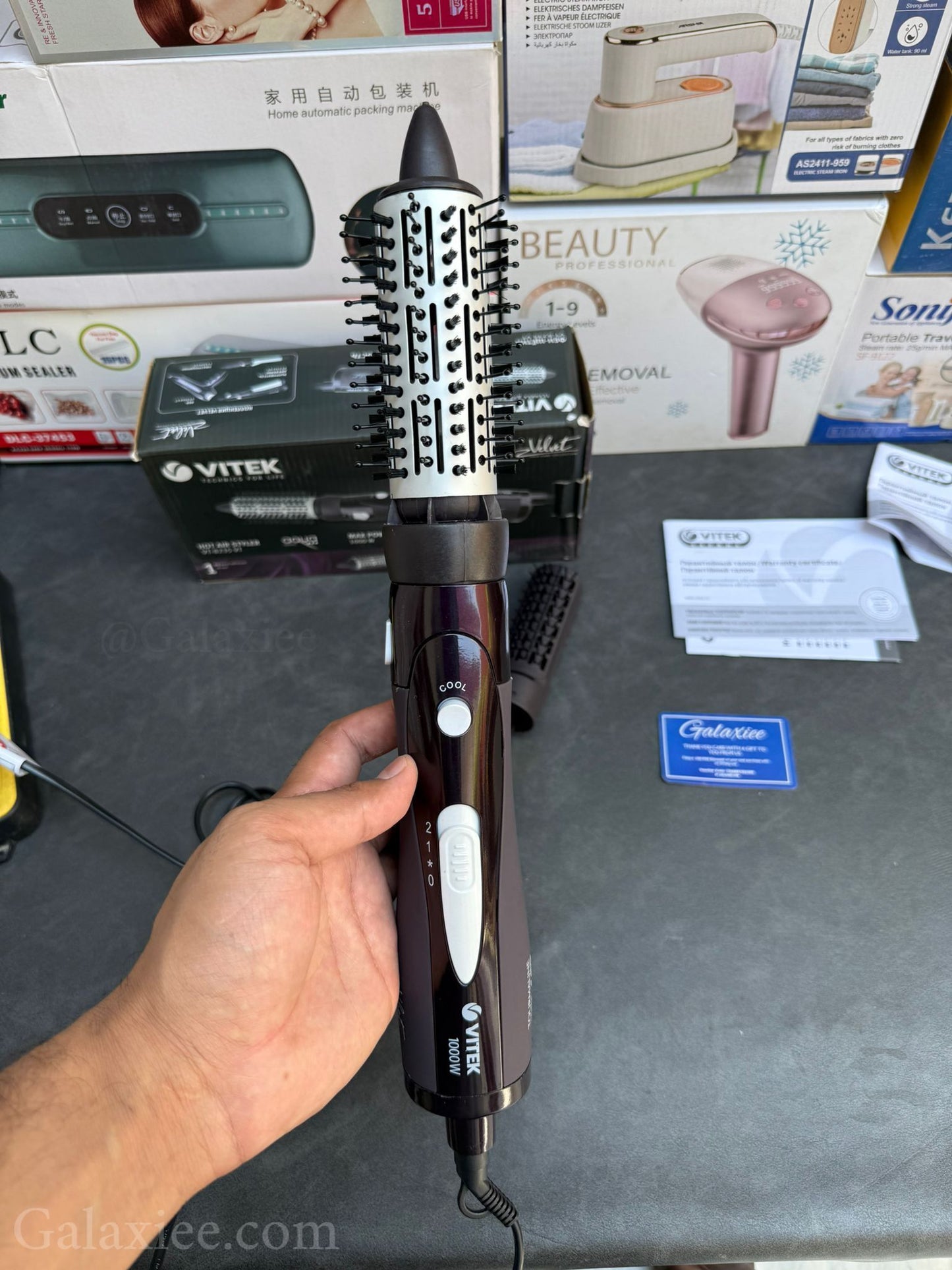 Vitek VT-8235 1000W Hot Air Styler Galaxiee