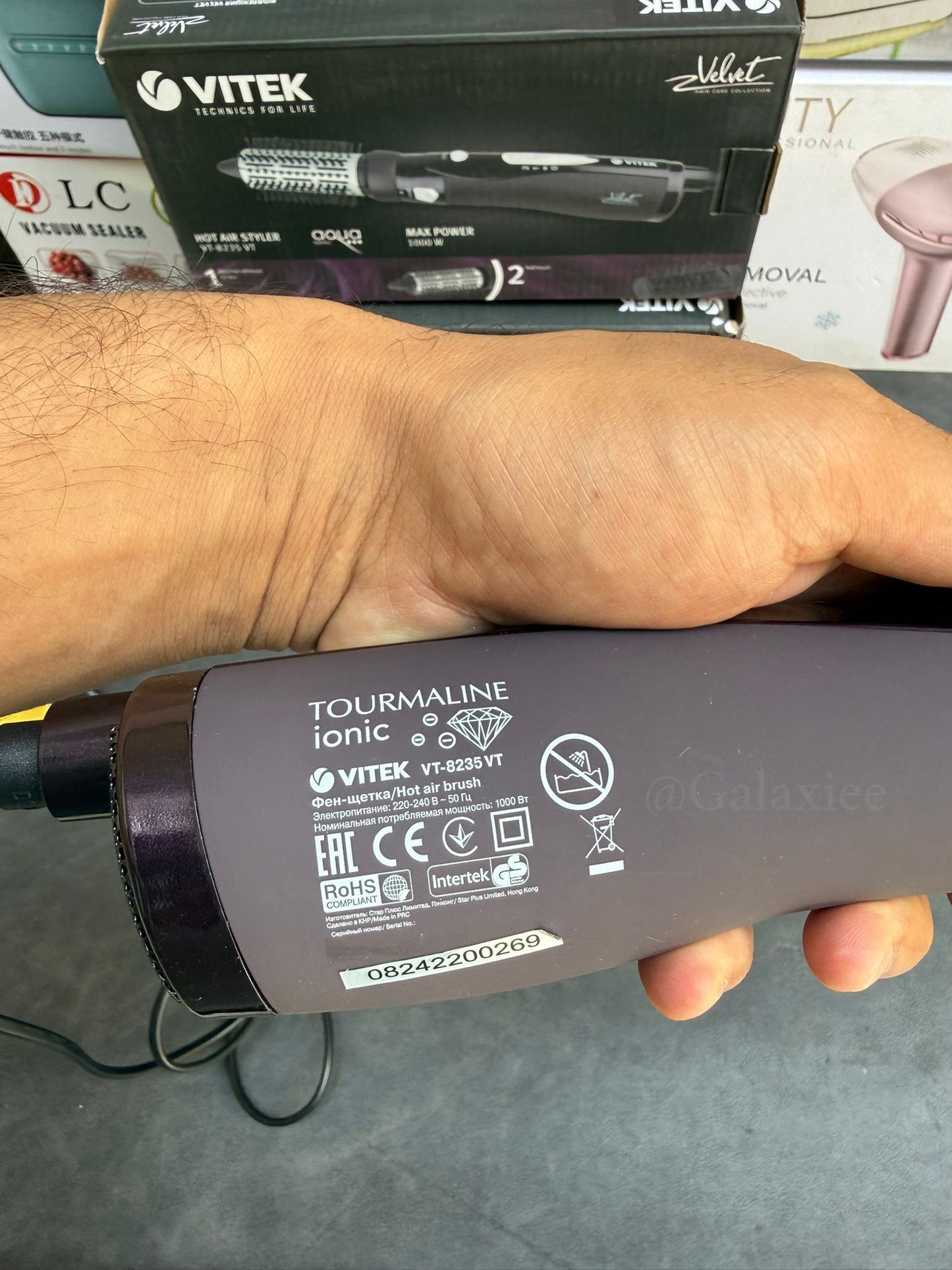 Vitek VT-8235 1000W Hot Air Styler Galaxiee