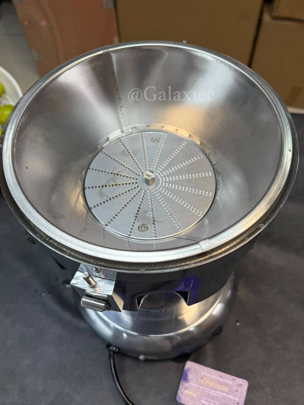 WF-A3000 Commercial Stainless Steel Juicer 370W  Galaxiee