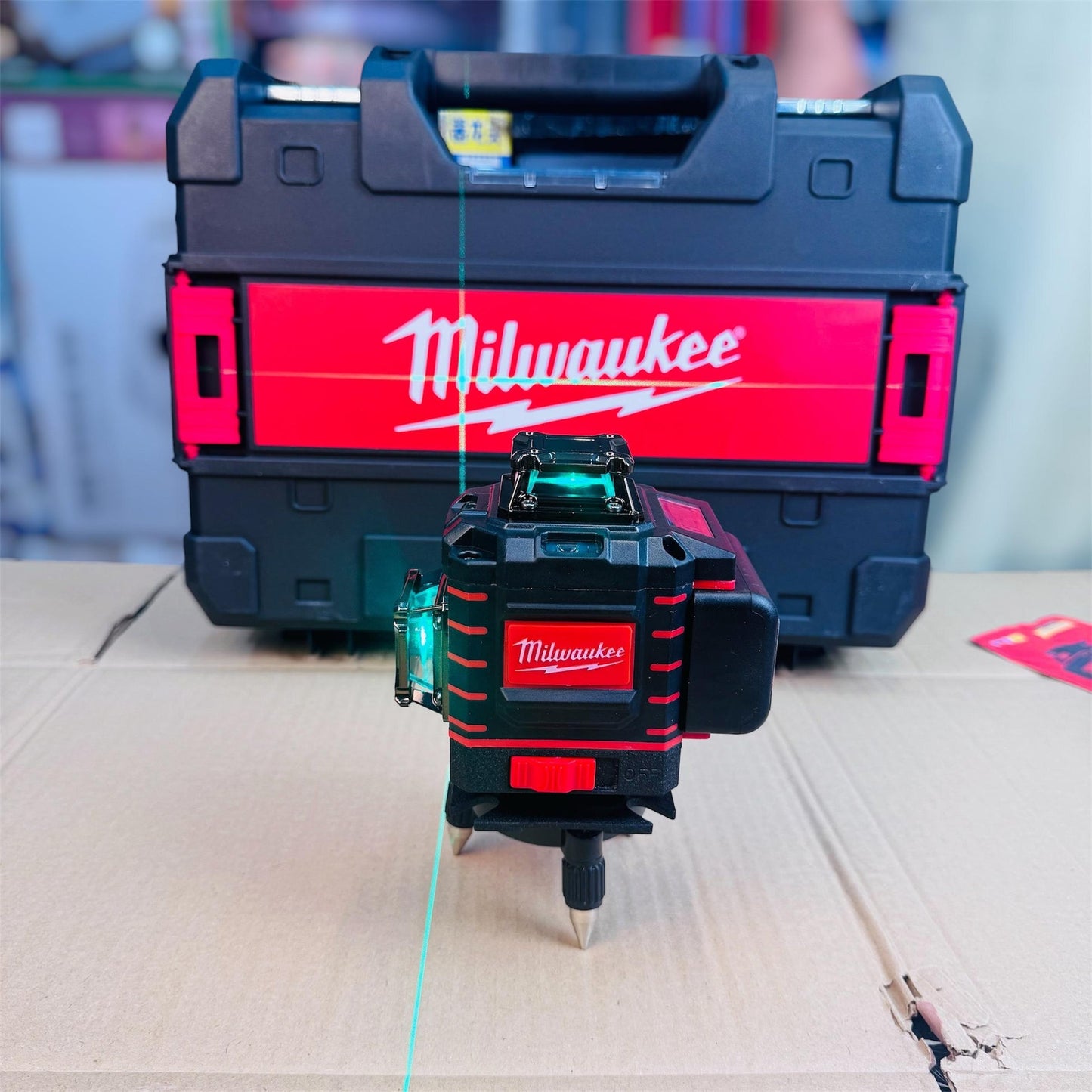 Milwaukee 360° Rechargeable Laser Level