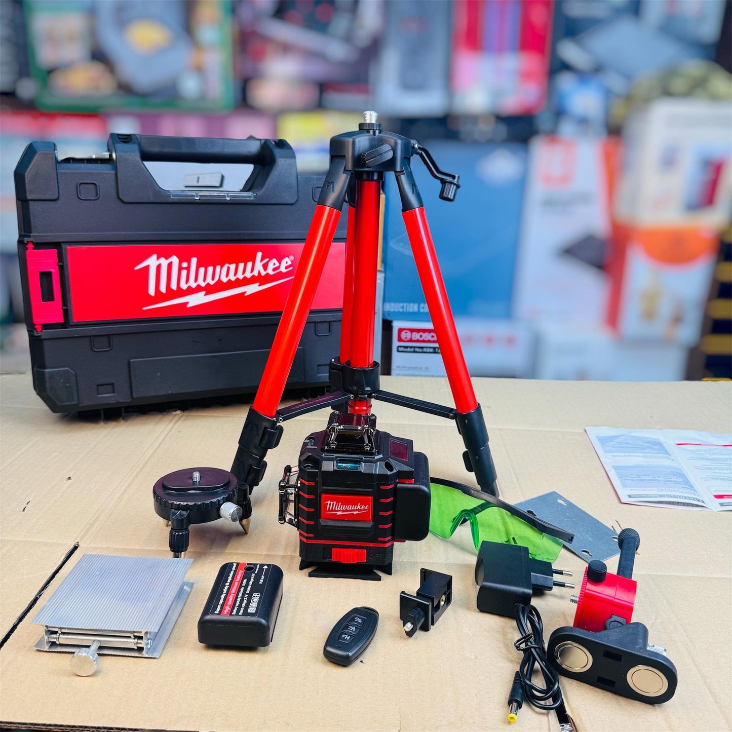 Milwaukee 360° Rechargeable Laser Level