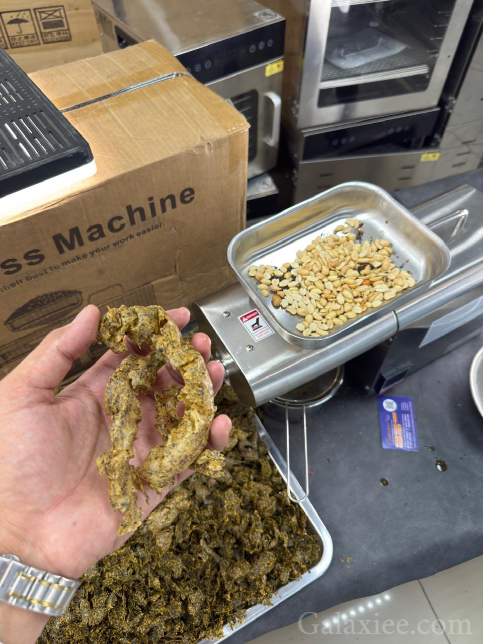 Stainless Steel Oil Press Machine – Pure & Fresh Oil at Home!