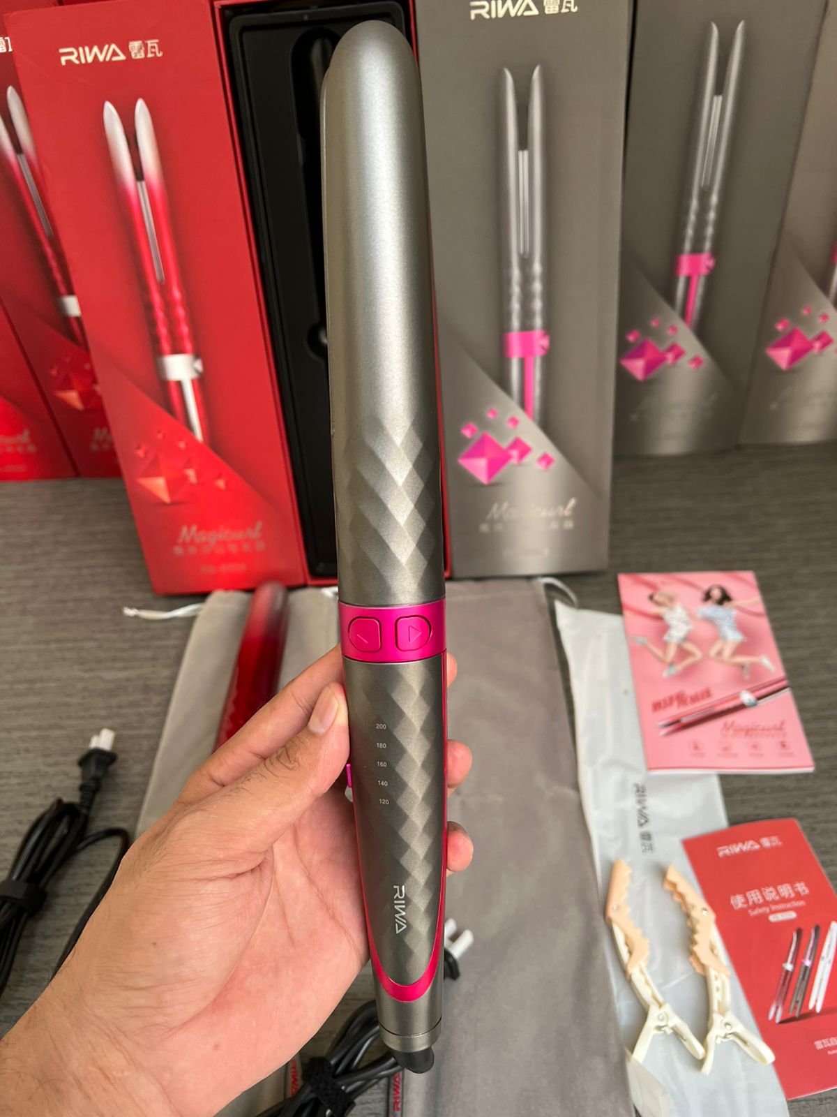 Riwa 2-in-1 Hair Straightener & Roller