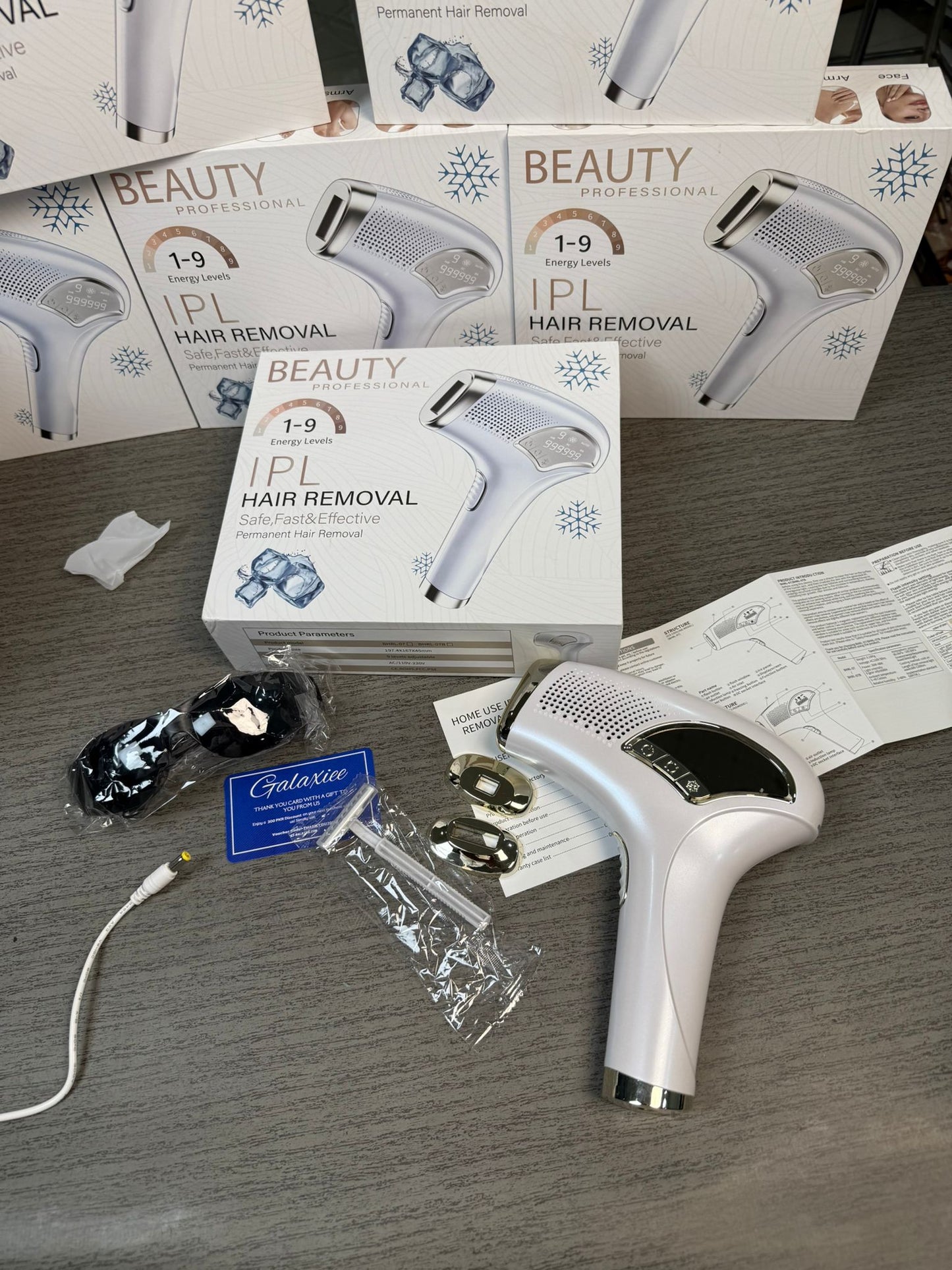 BEAUTY Professional  IPL Hair Removel  & Skin Care Device