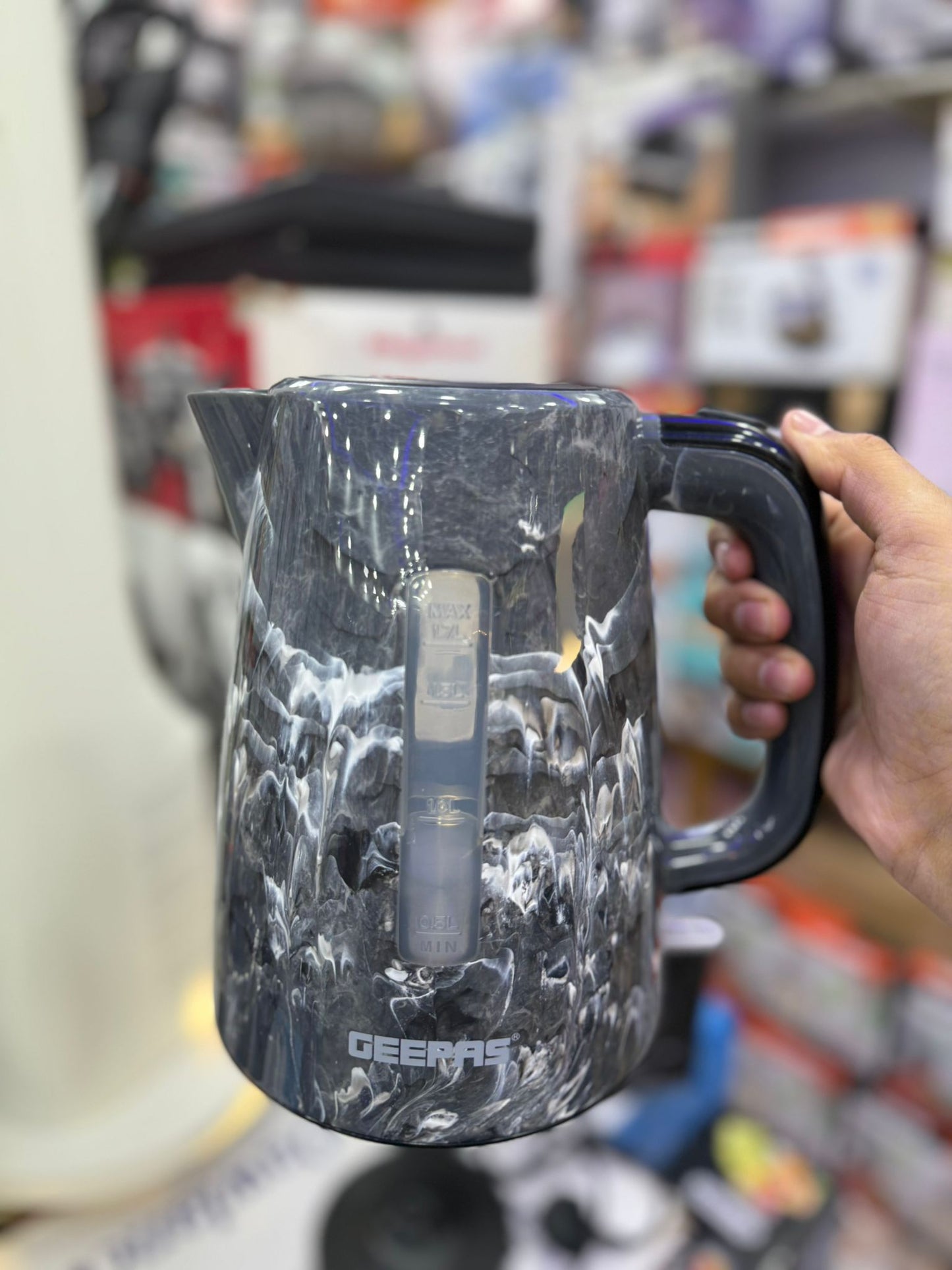 Geepas 1.7 L Electric Kettle – 2200W Rapid Boil