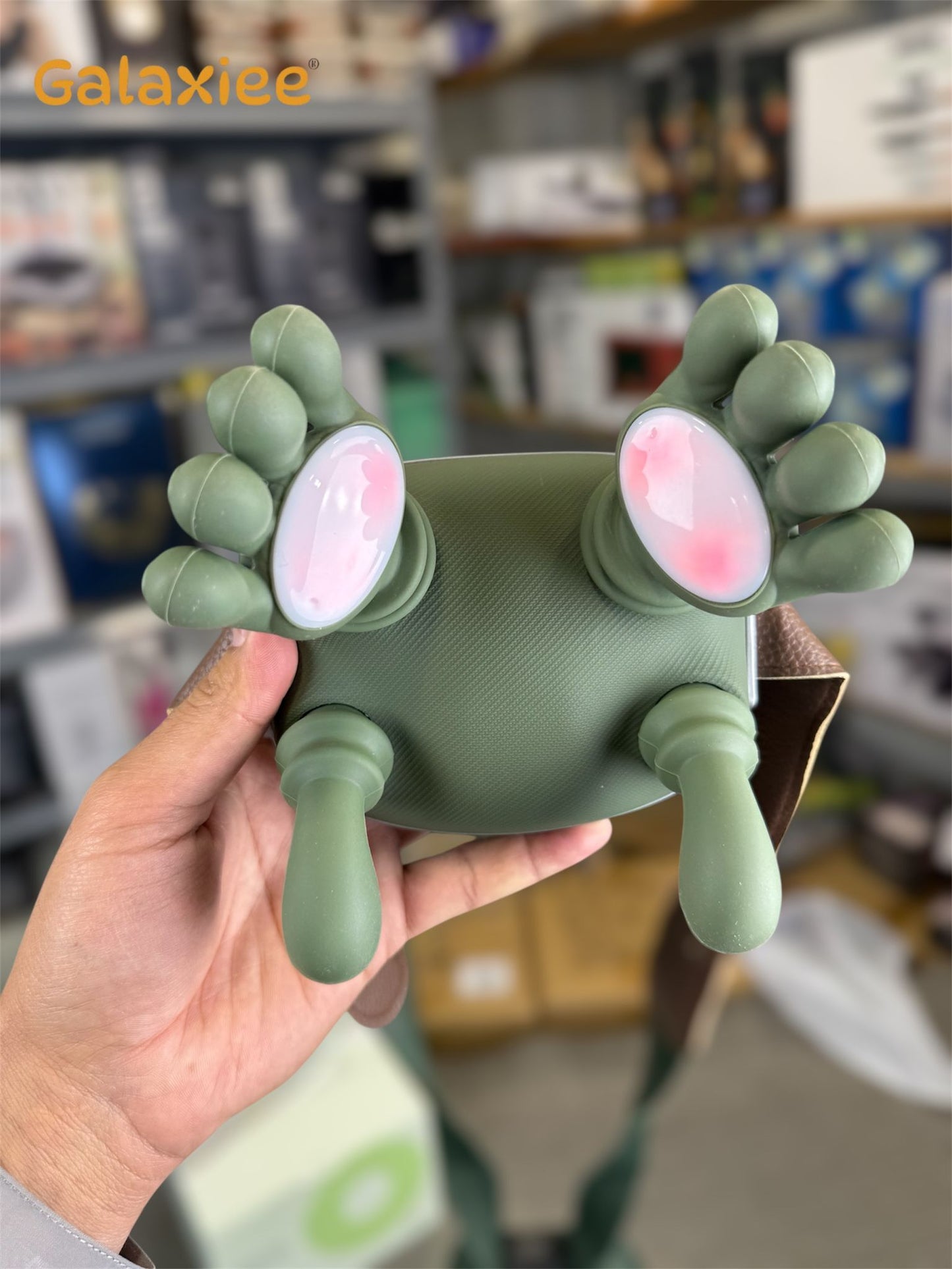 Shoulder & Neck Massager with Heat – Rechargeable Stress and Deep Tissue Pain Relief