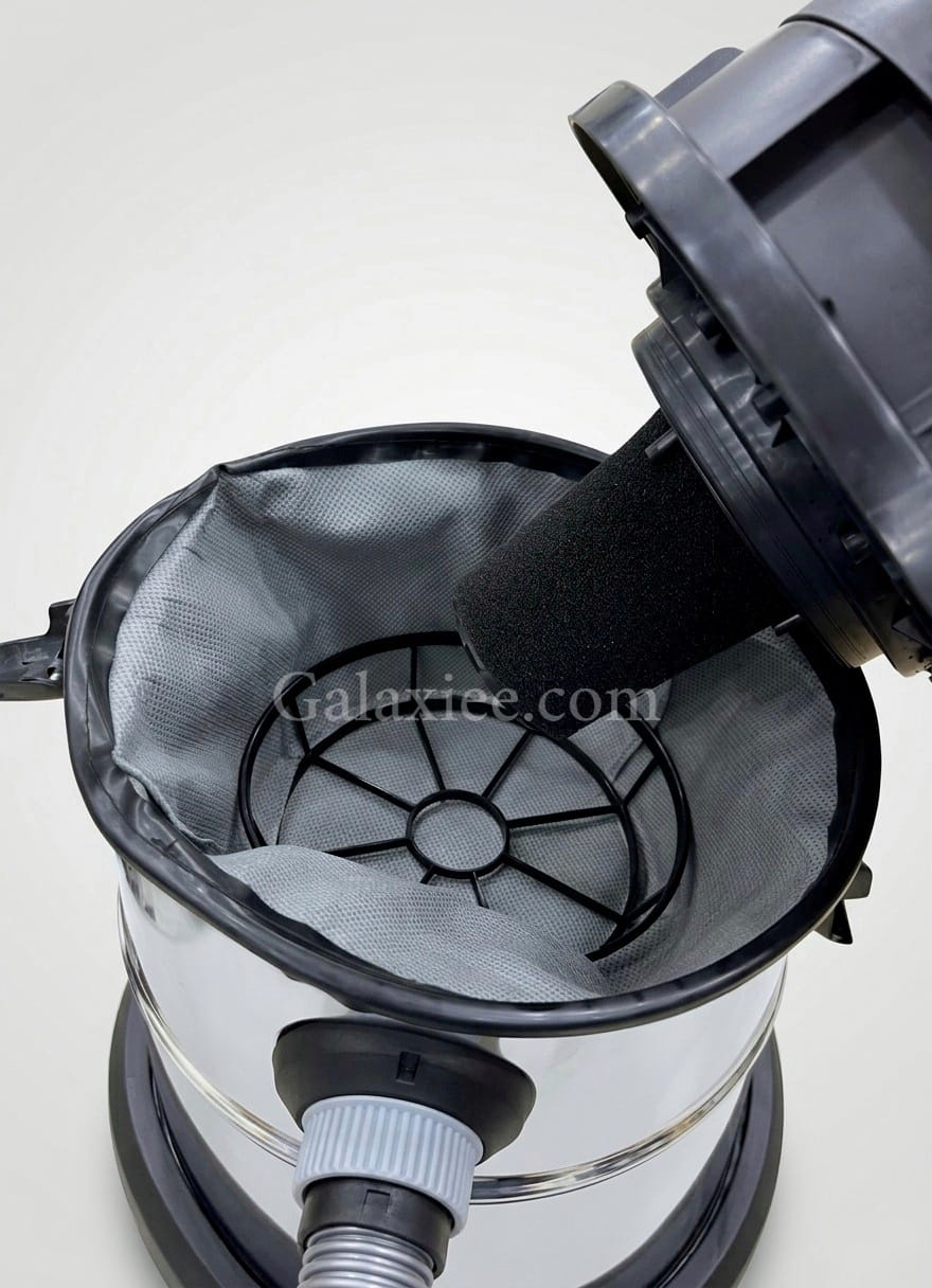 Geepas GVC19011N Wet & Dry Vacuum Cleaner 2300W | Galaxiee