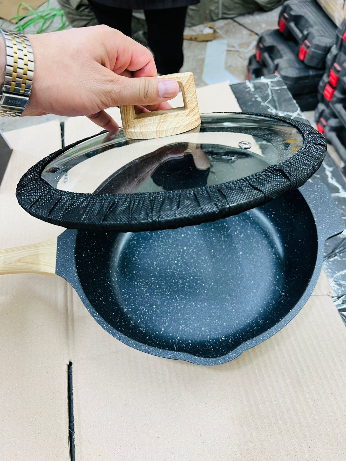 BAKHSEHIE 28 CM Deep Fry Pan. - Galaxiee.com