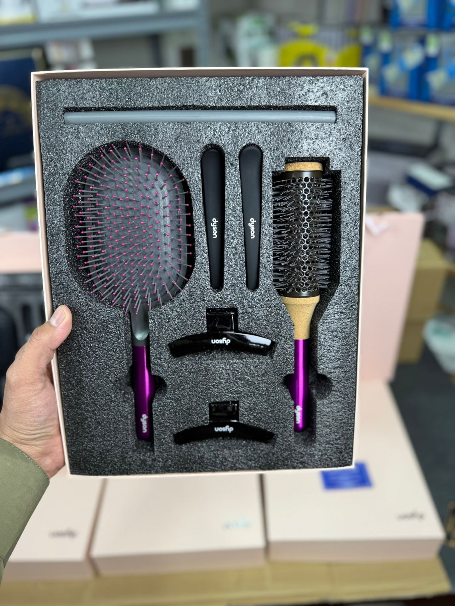 Dyson 7-in-1 Hair Care Gift Set - Buy Online Pakistan | Galaxiee.com