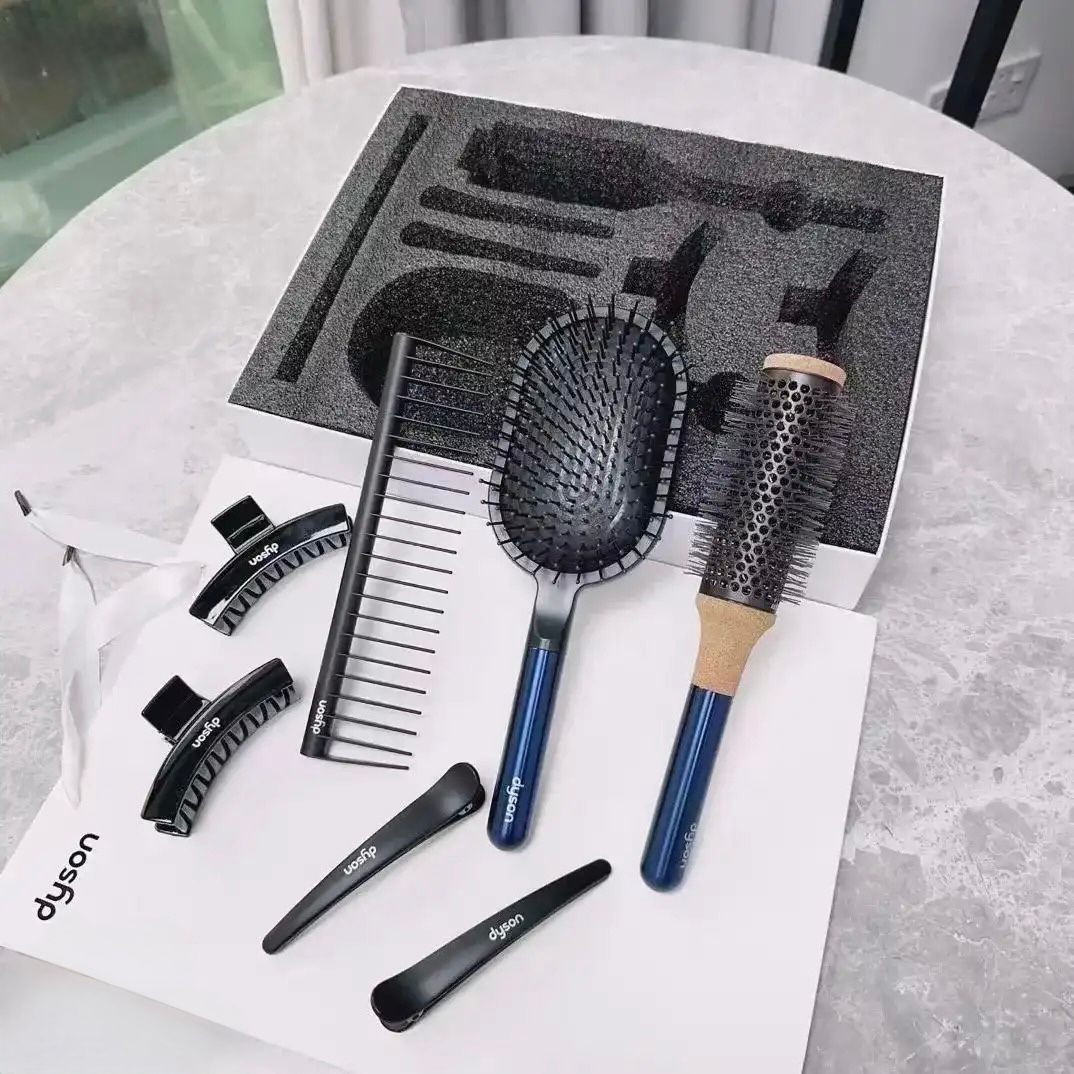 Dyson Styling Gift Box Salon experience at home - Buy Online Pakistan | Galaxiee.com