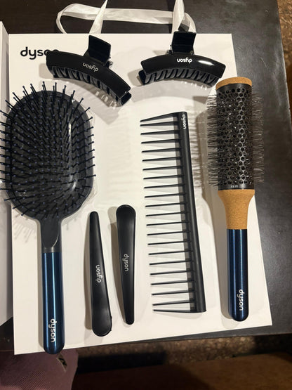 Dyson Styling Gift Box Salon experience at home