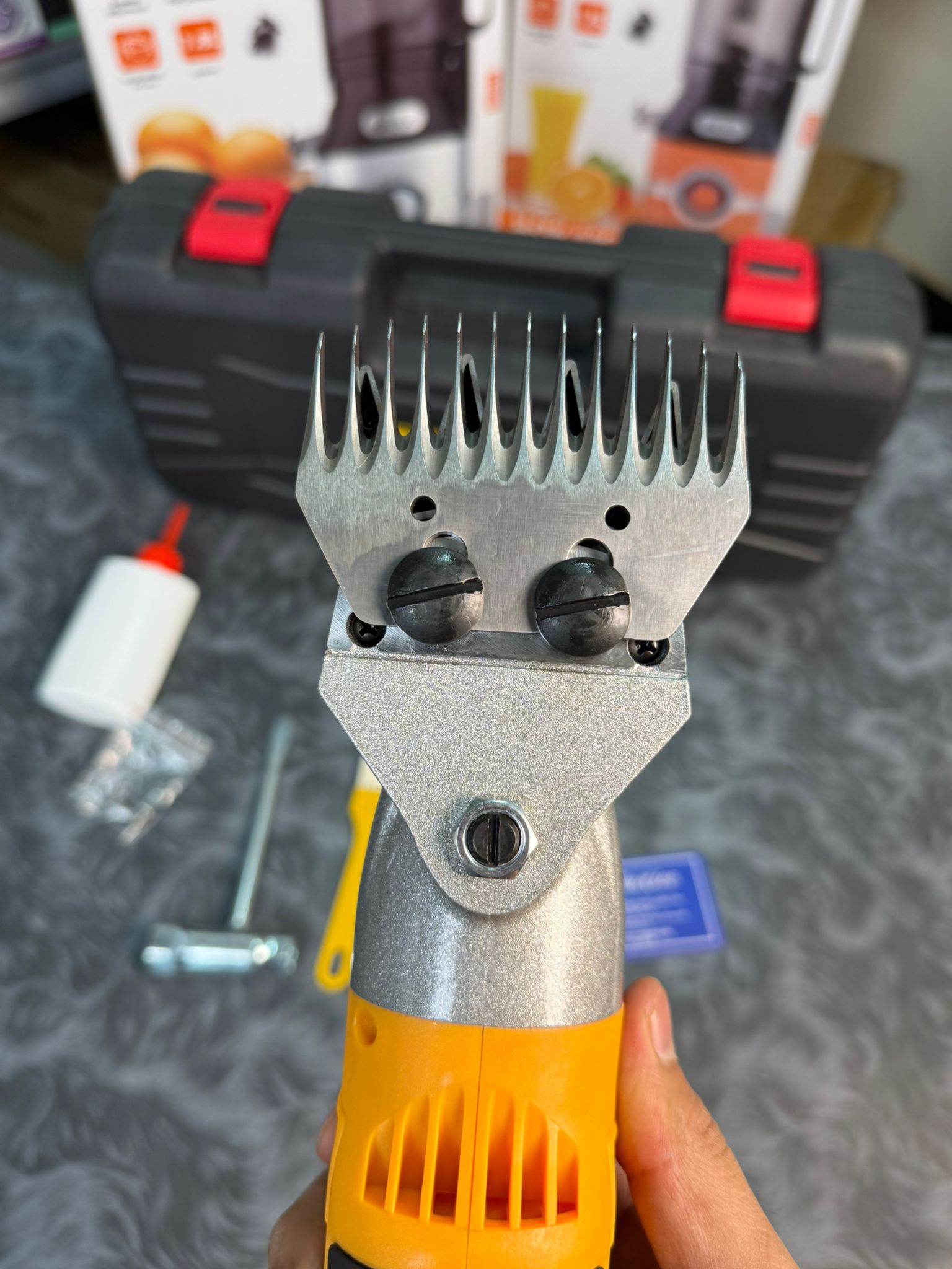 Electric Professional animal Clippers | Heavy-Duty - Buy Online Pakistan | Galaxiee.com