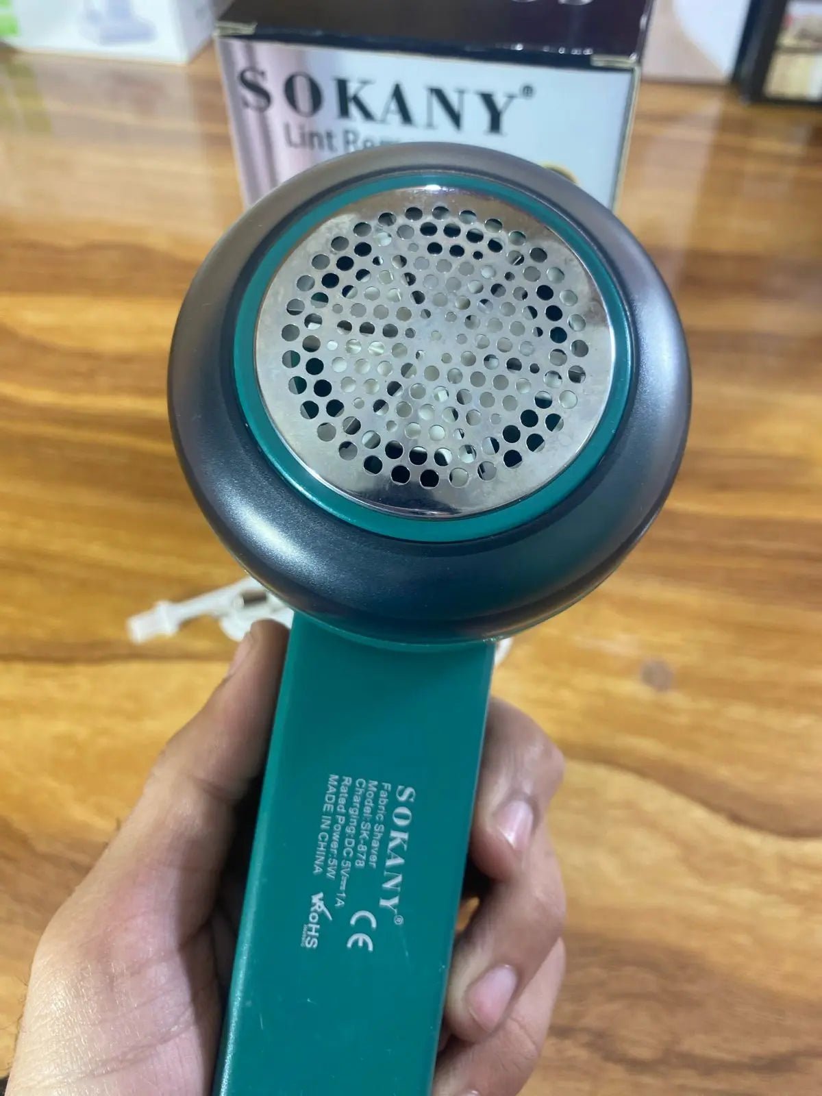 Fabric Shaver and Lint Remover Rechargeable - Galaxiee.com