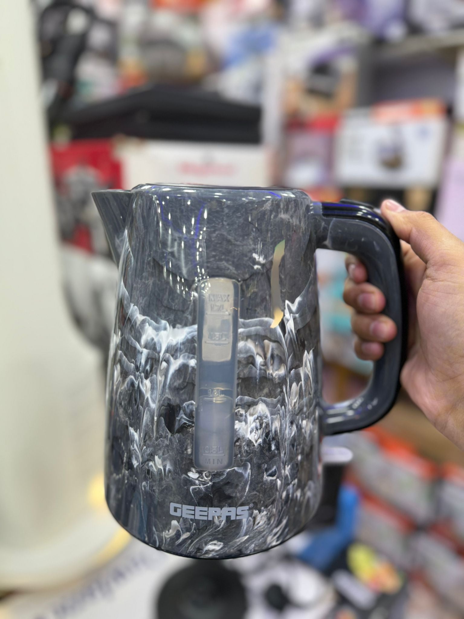Geepas 1.7 L Electric Kettle – 2200W Rapid Boil - Buy Online Pakistan | Galaxiee.com