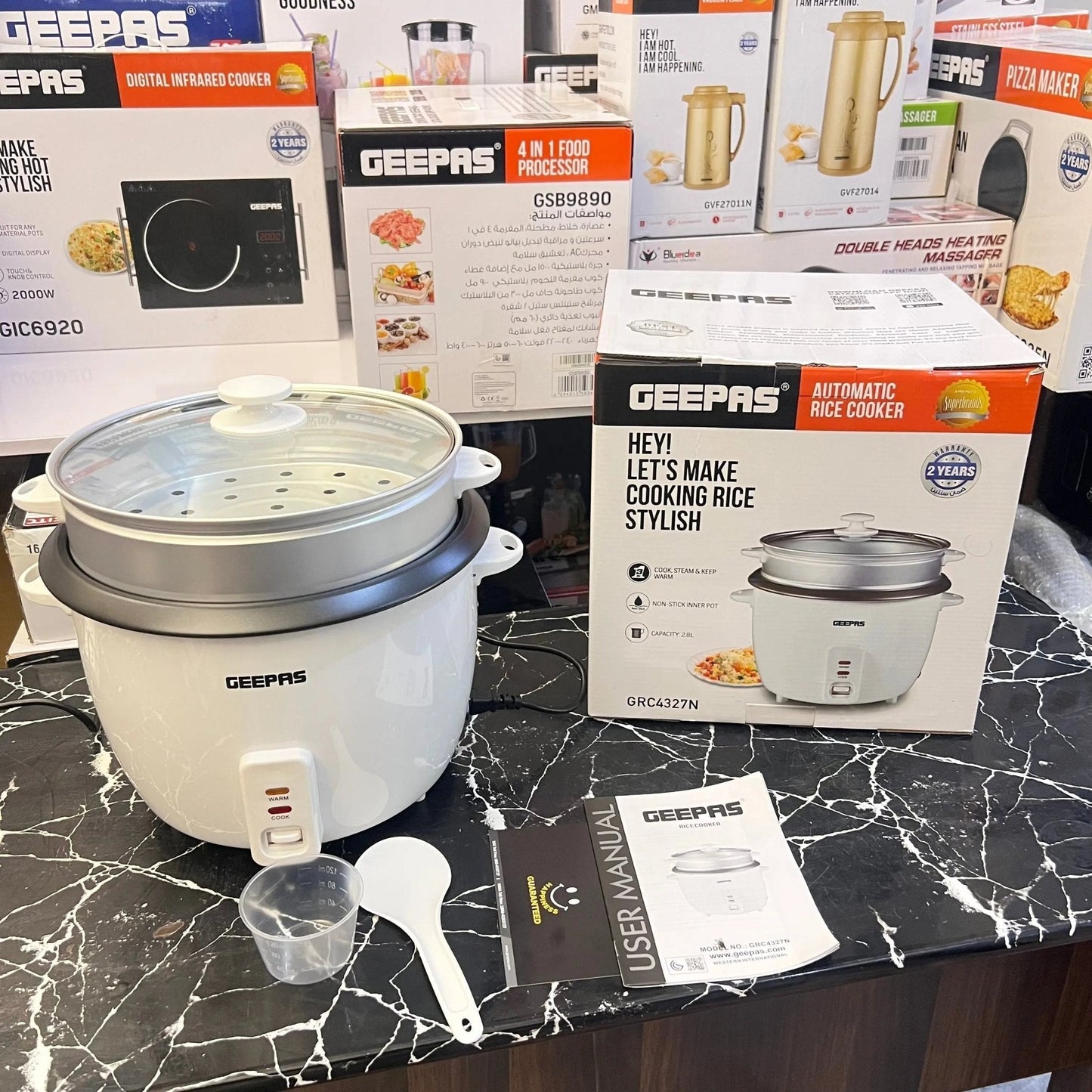 Geepas Automatic 2.8L Rice Maker GRC4327N - Buy Online Pakistan | Galaxiee.com