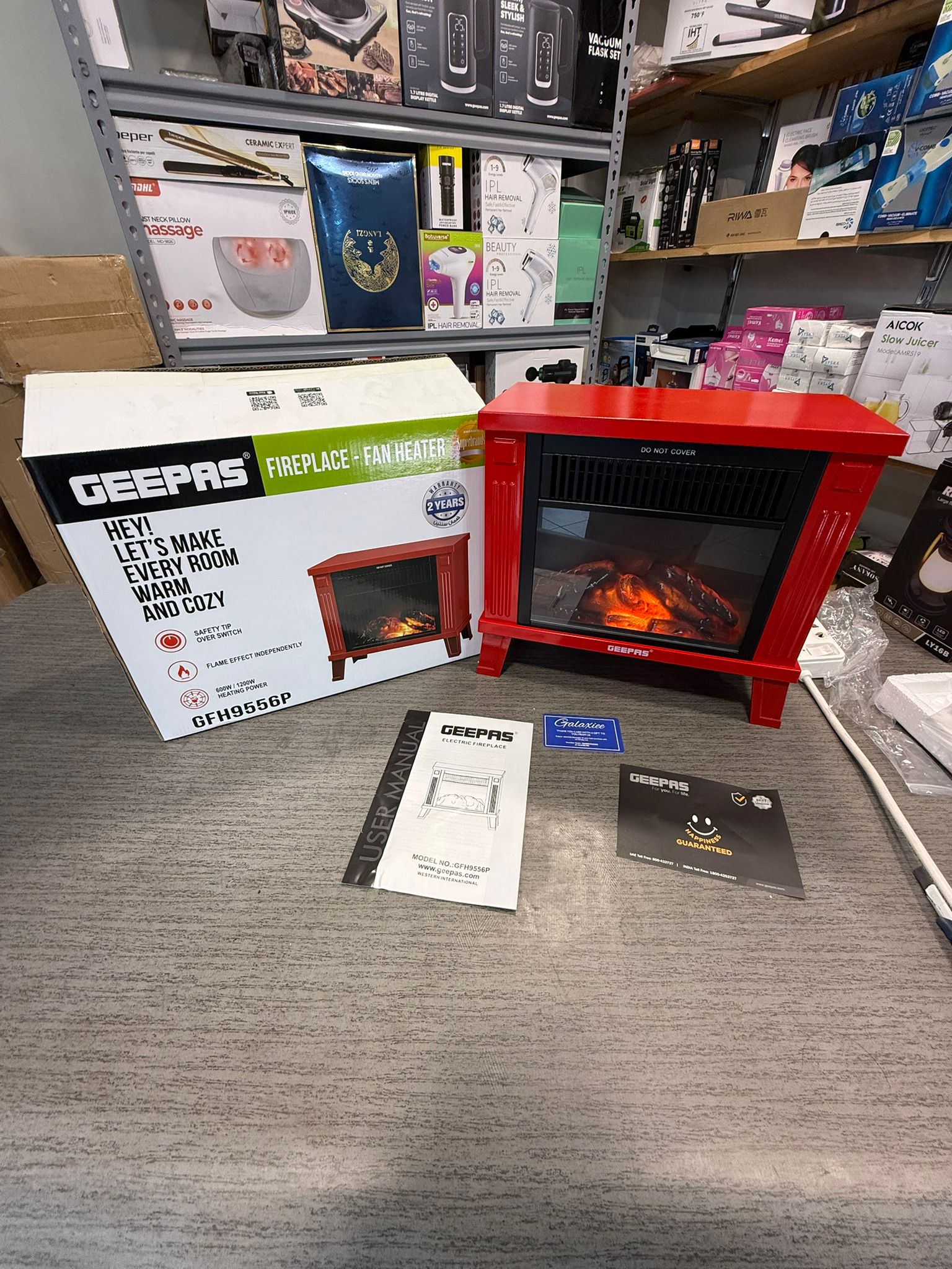 Geepas Fireplace Fan Heater GFH9556P – Mini Electric Heater with Real Log Flame Effect - Buy Online Pakistan | Galaxiee.com