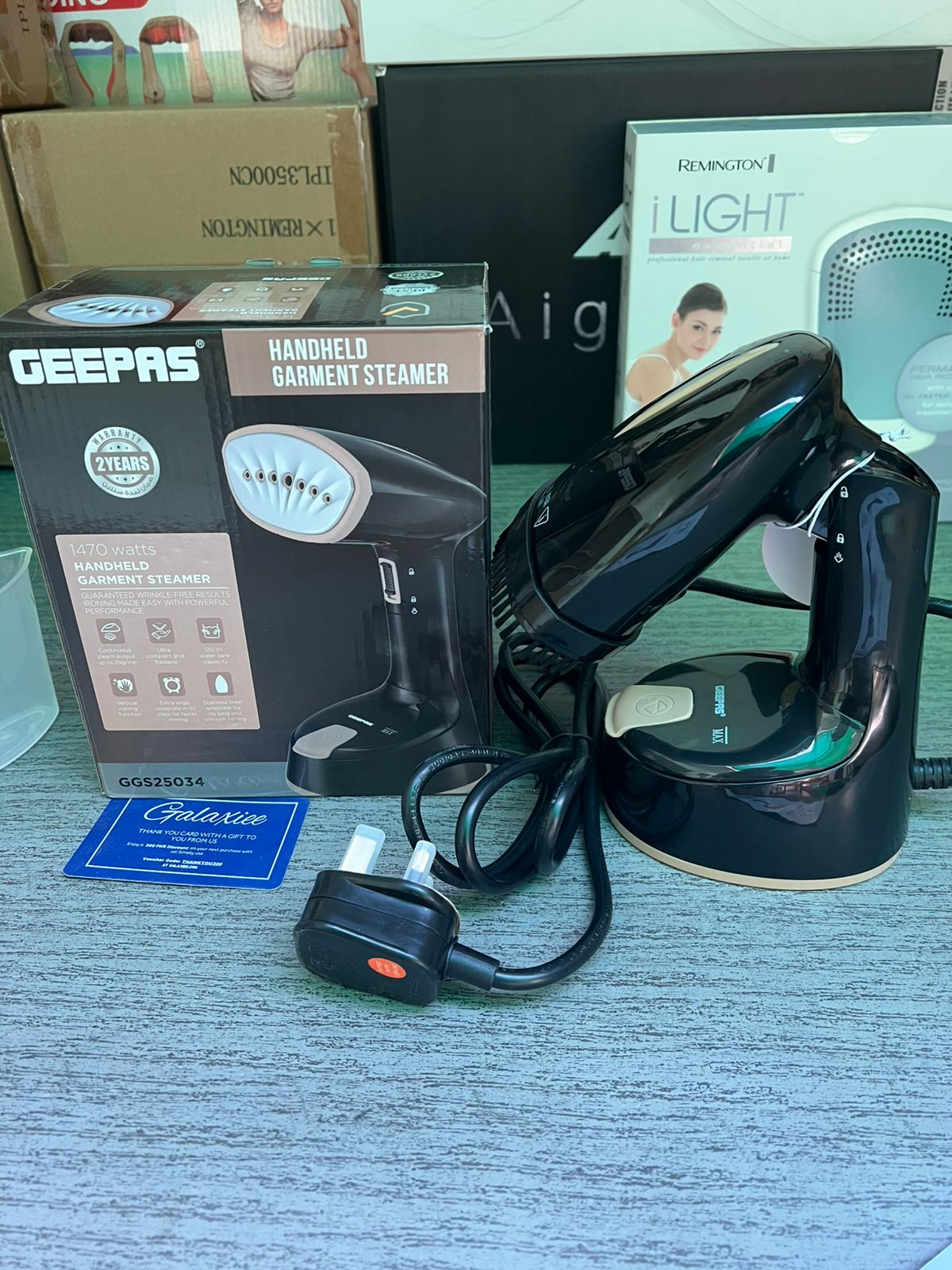 Geepas Handheld Garment Steamer- GGS25034 - Buy Online Pakistan | Galaxiee.com