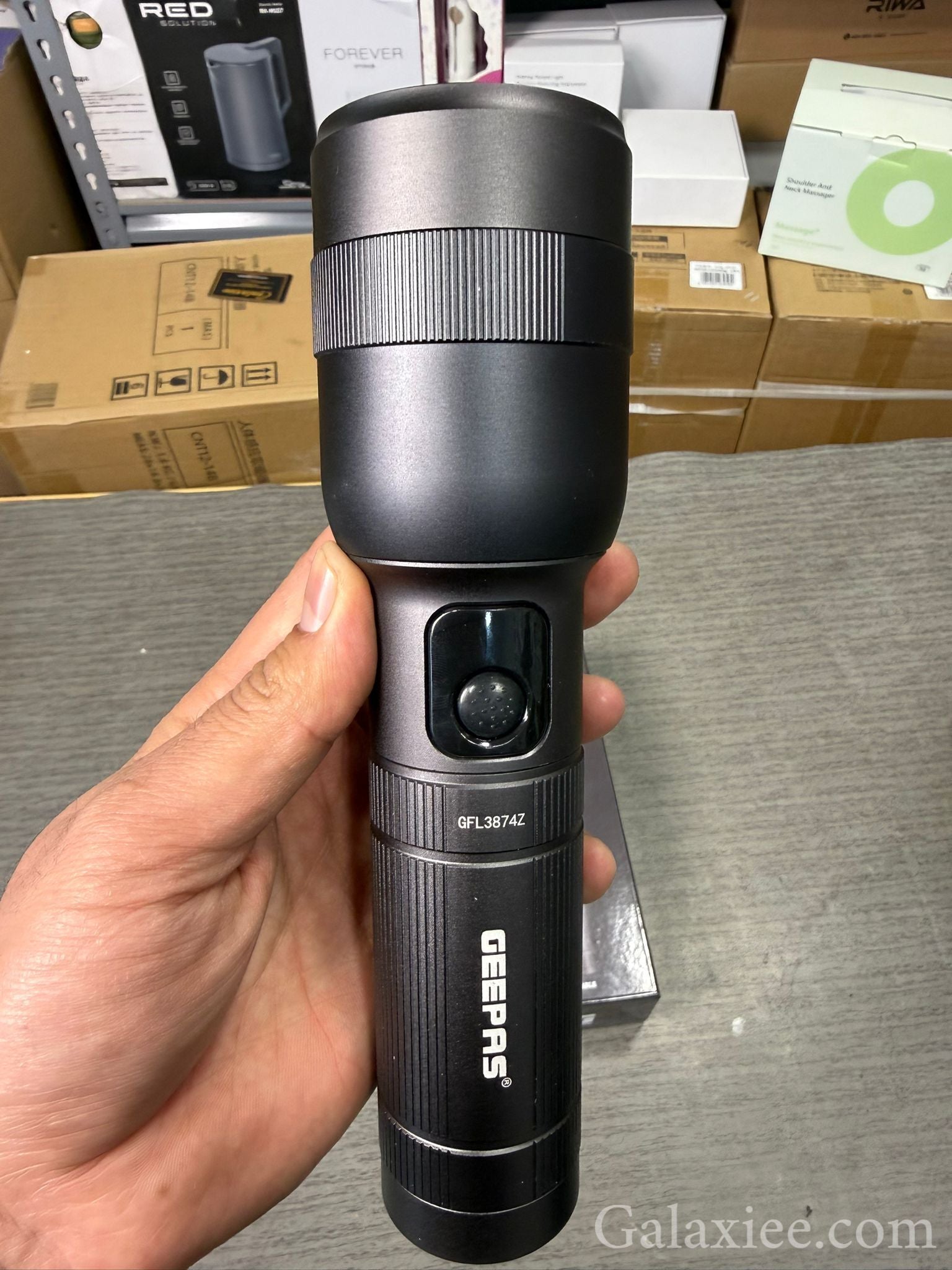 Geepas Rechargeable LED Flashlight GFL51095Z – 1500 Lumens USB-C Waterproof Torch - Buy Online Pakistan | Galaxiee.com
