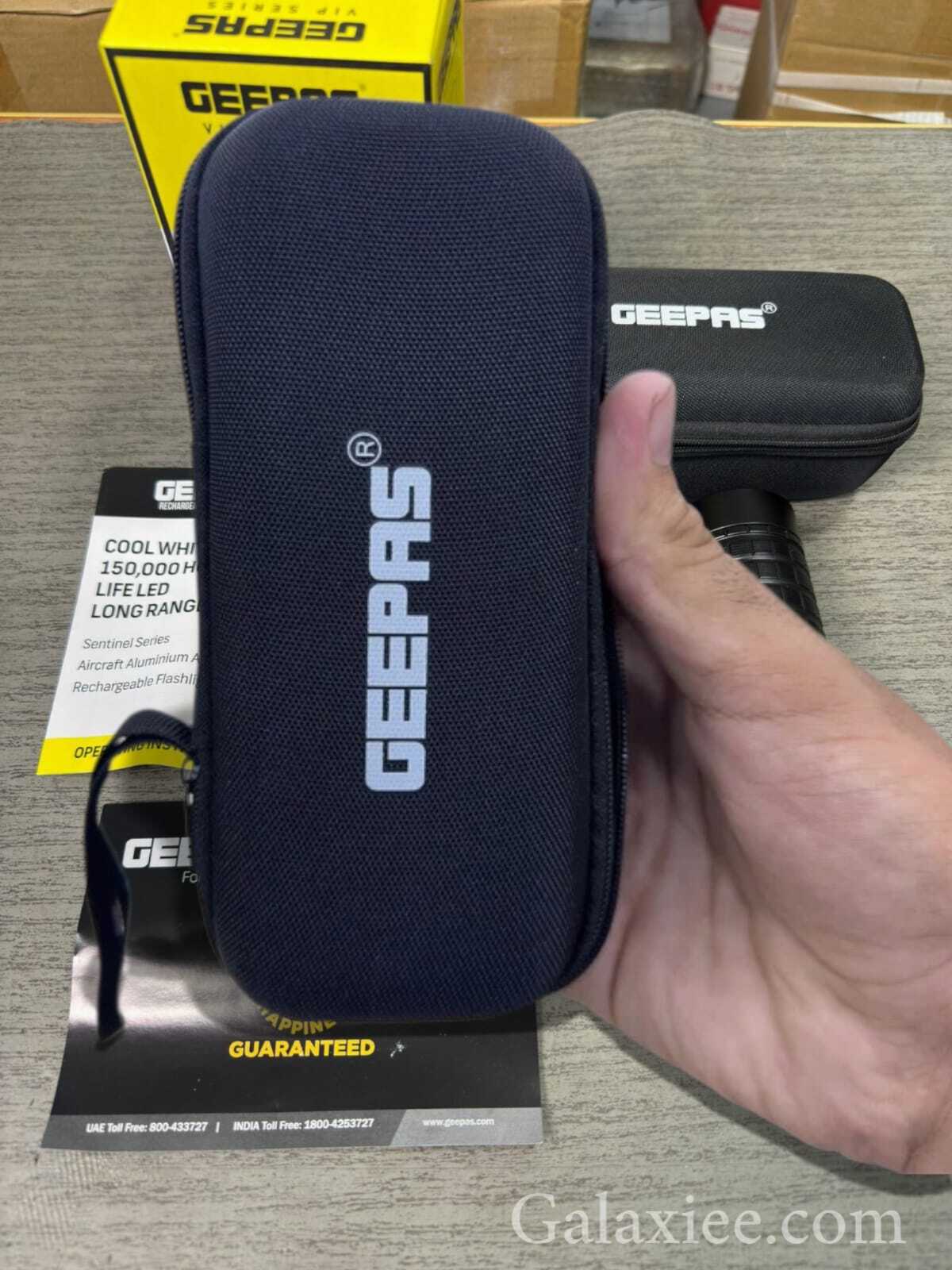 Geepas Waterproof LED Flashlight GFL51044 – 3000 Lumen, 10,000mAh Power Bank Torch - Buy Online Pakistan | Galaxiee.com