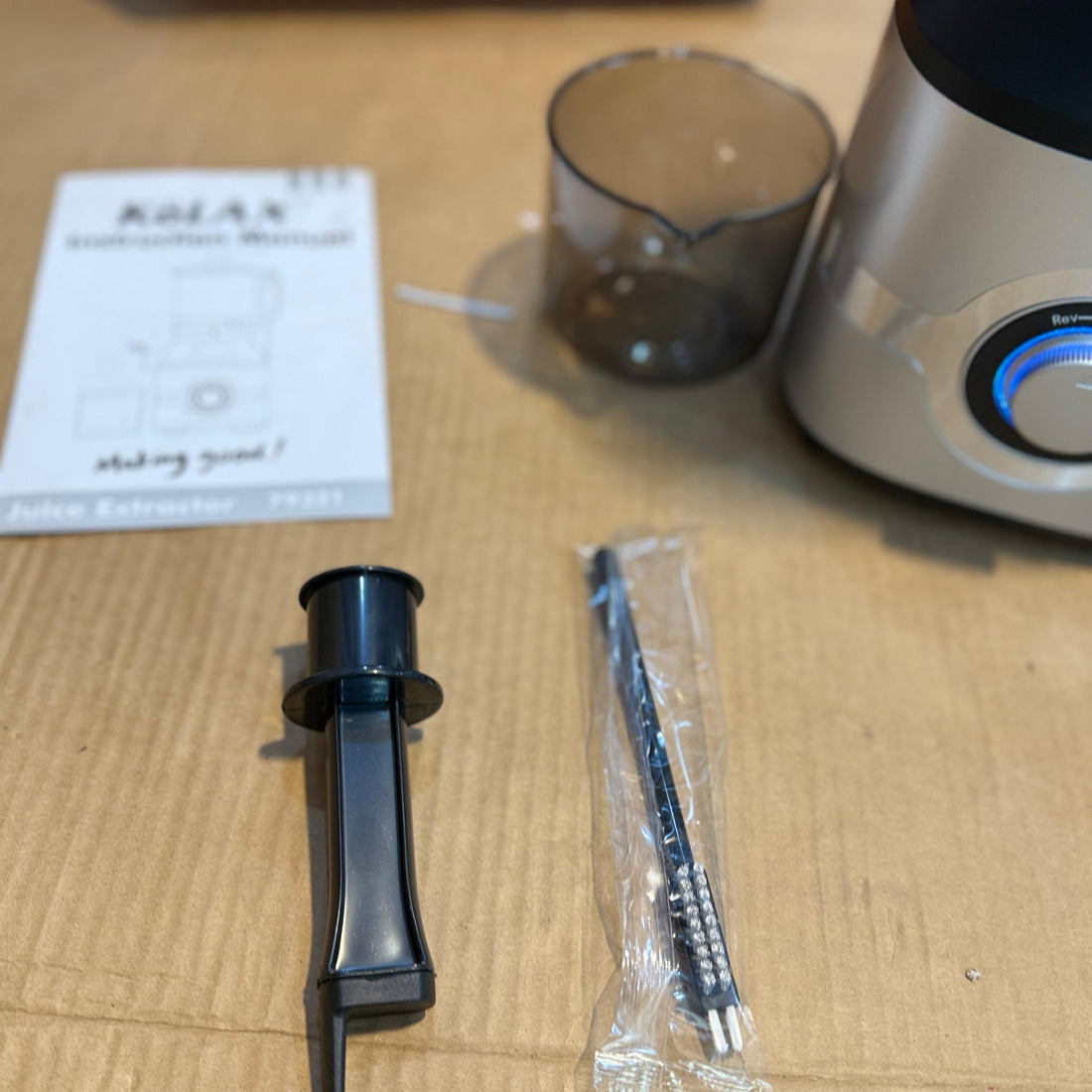 Kolax Germany Cold Press Slow Juicer – Model 79321 | 800W Powerful Whole Fruit Juicer - Buy Online Pakistan | Galaxiee.com