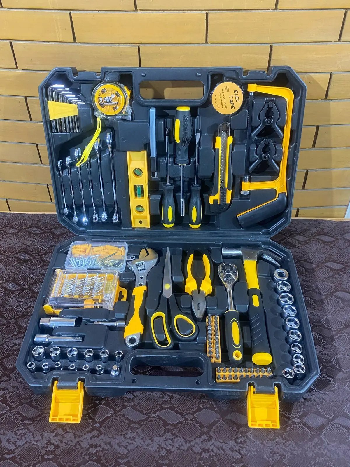 LOT IMPORTED 257 Pcs Tool Box Kit All in One - Galaxiee.com