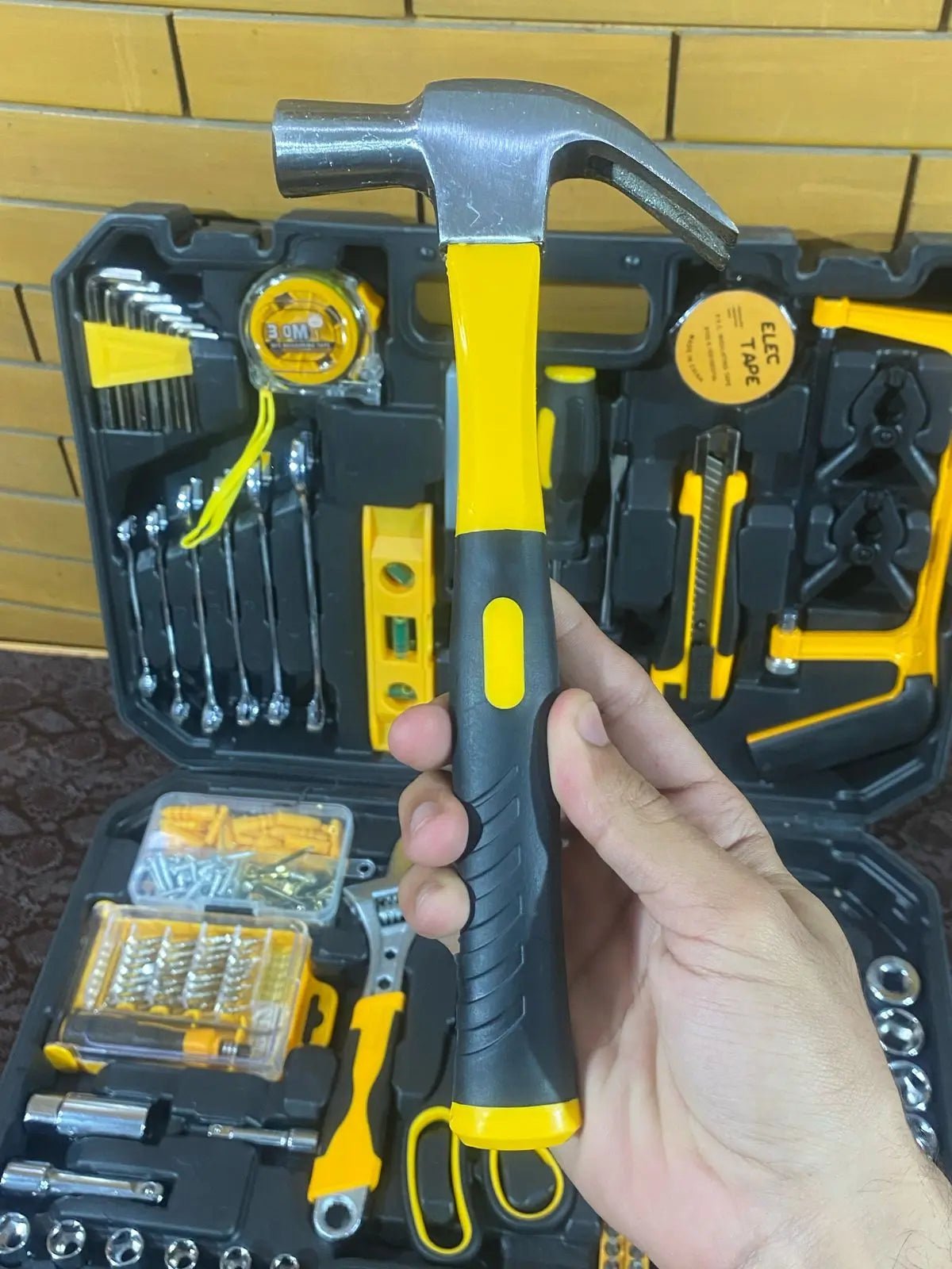 LOT IMPORTED 257 Pcs Tool Box Kit All in One - Galaxiee.com