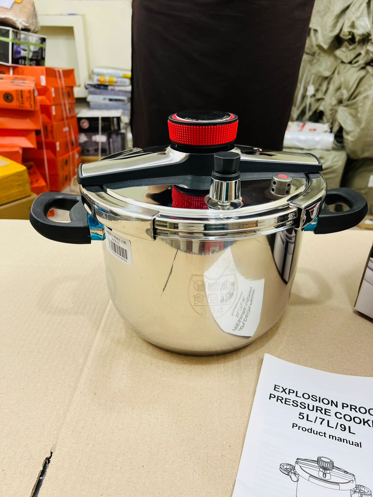 Lot Imported 9L Automatic Pressure Cooker - 26cm, Premium Design - Buy Online Pakistan | Galaxiee.com
