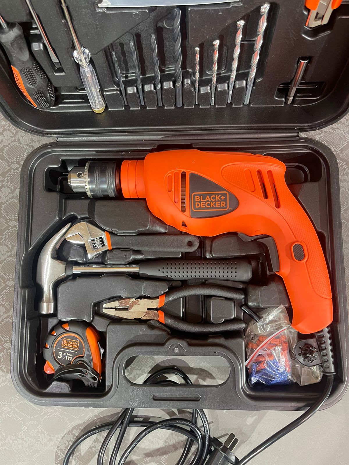 Original Black & Decker Impact Hammer Drill Machine 550 W - Galaxiee.com