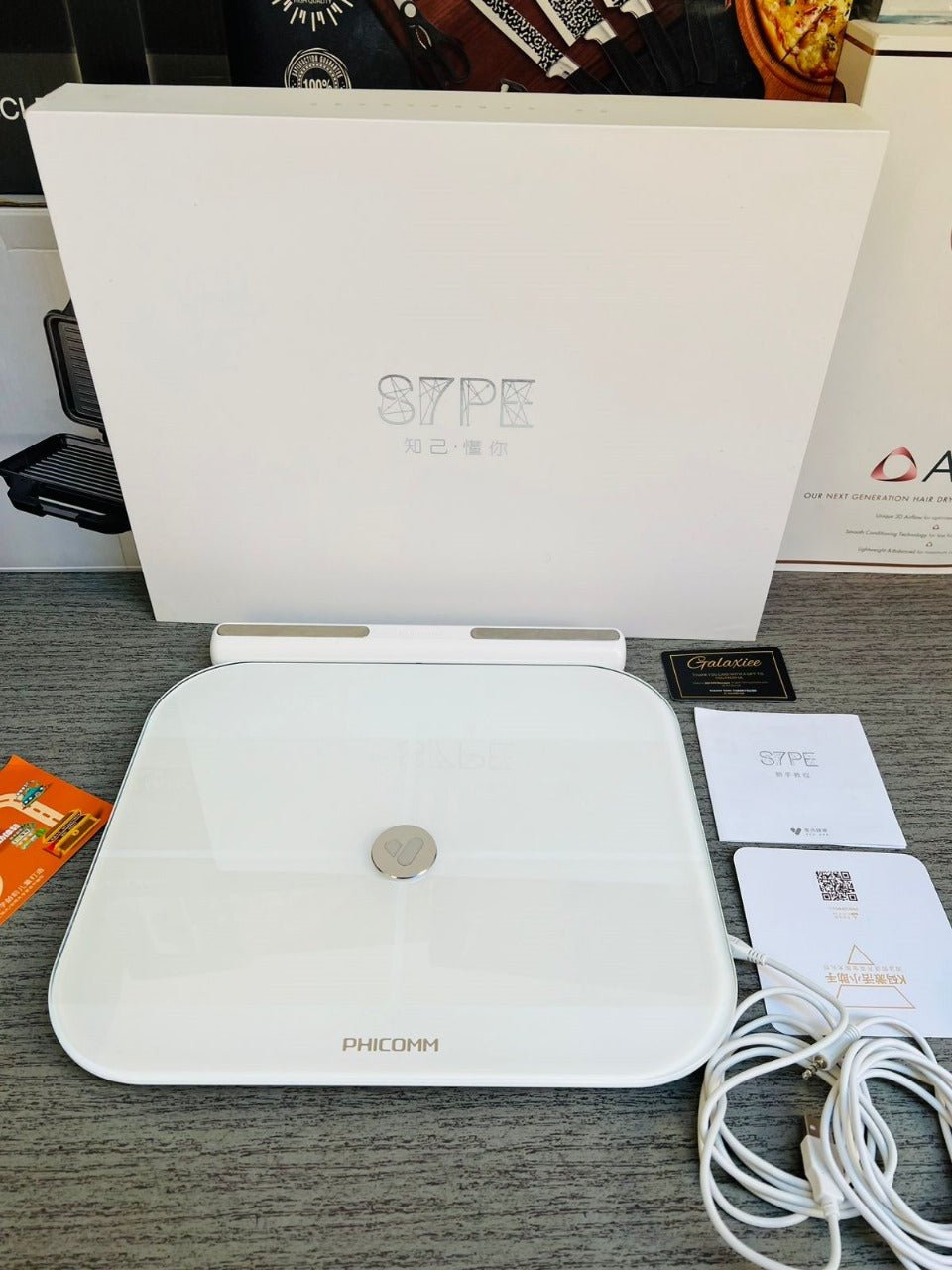 PHICOMM Smart Body Weight Scale - Buy Online Pakistan | Galaxiee.com